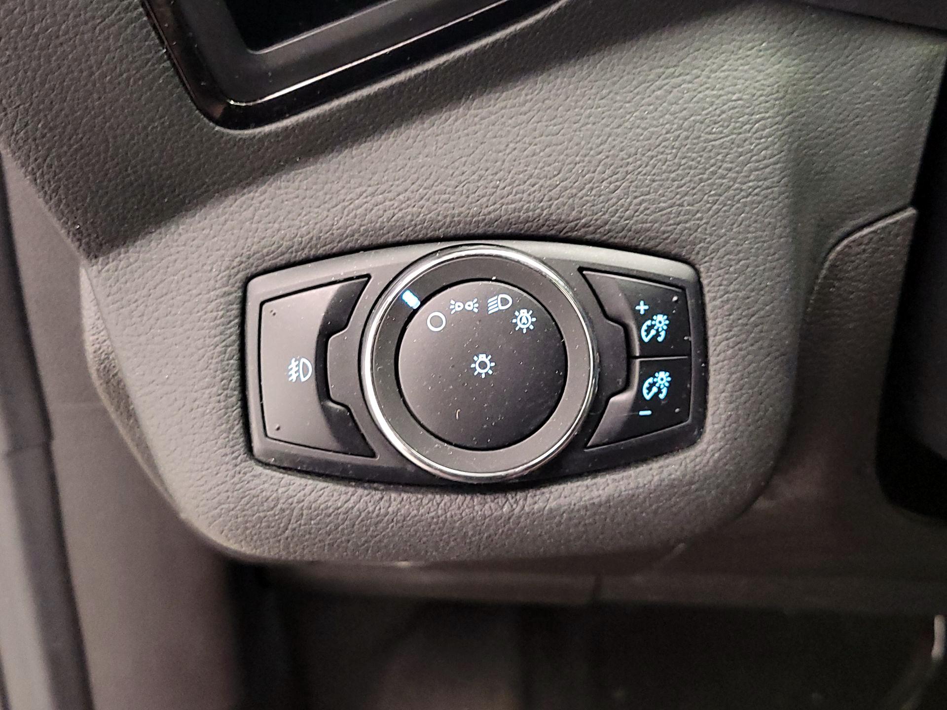 Thumbnail: 2014 Ford Escape - 13