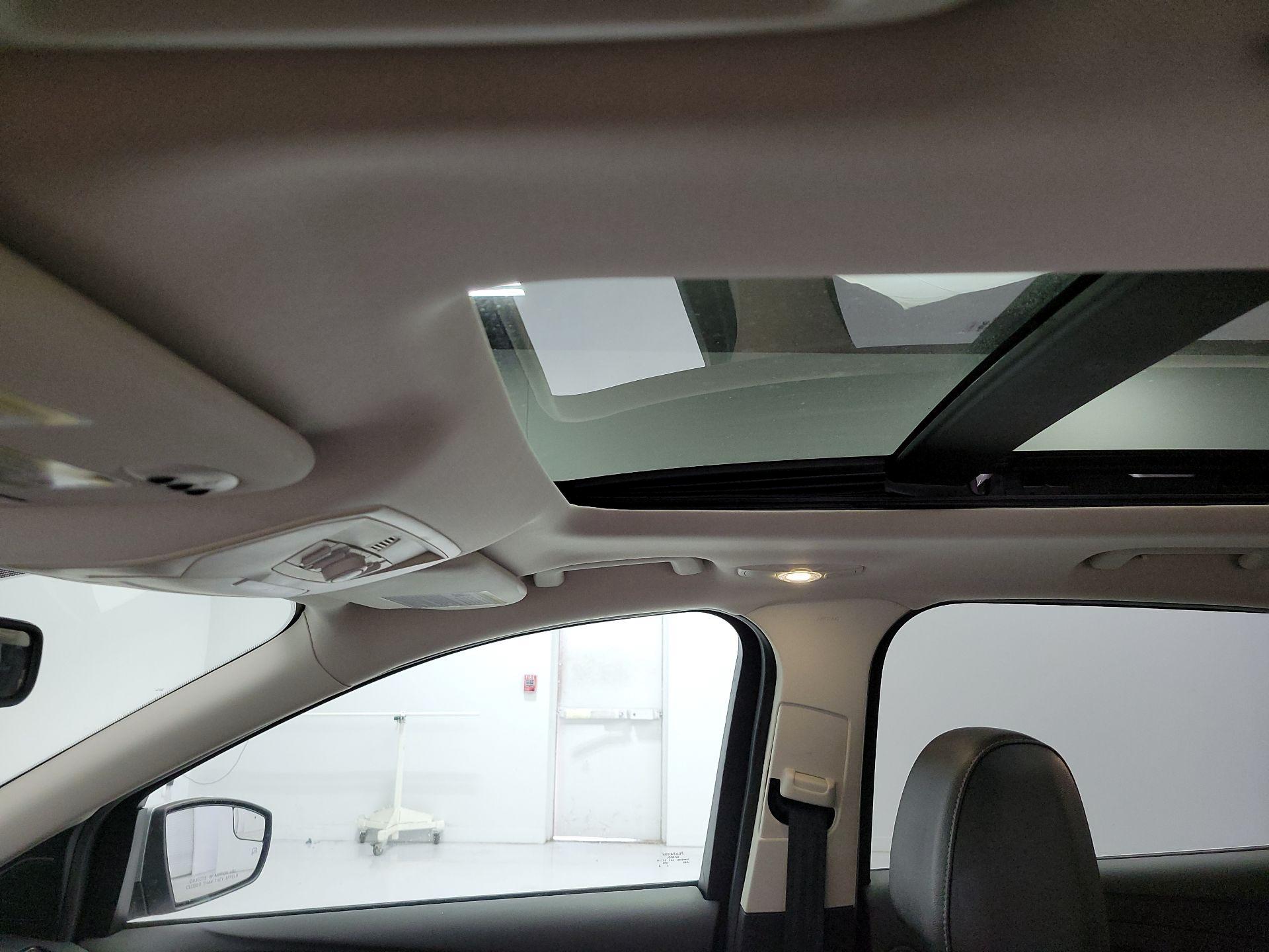 Thumbnail: 2014 Ford Escape - 20