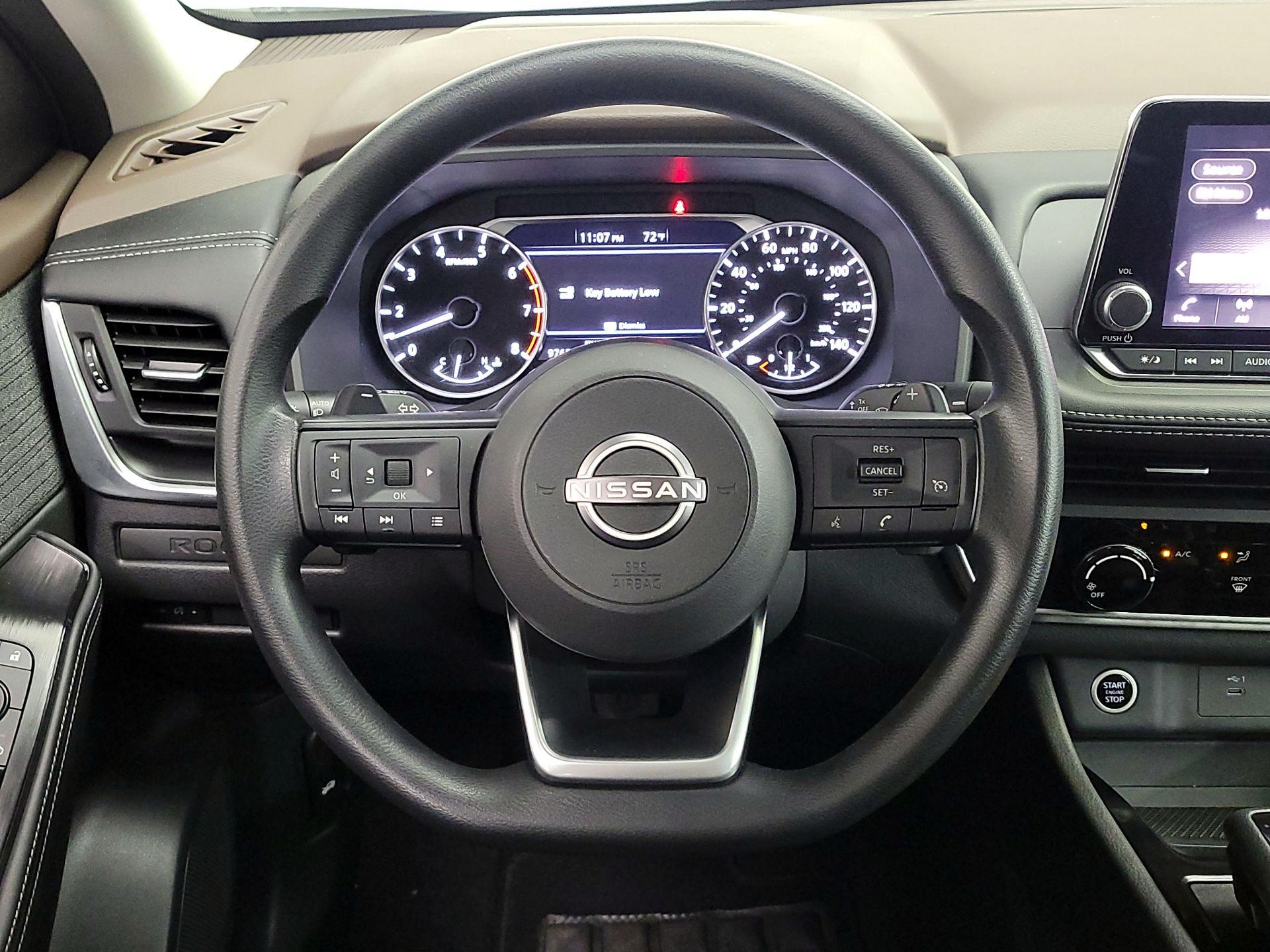 Thumbnail: 2022 Nissan Rogue - 10