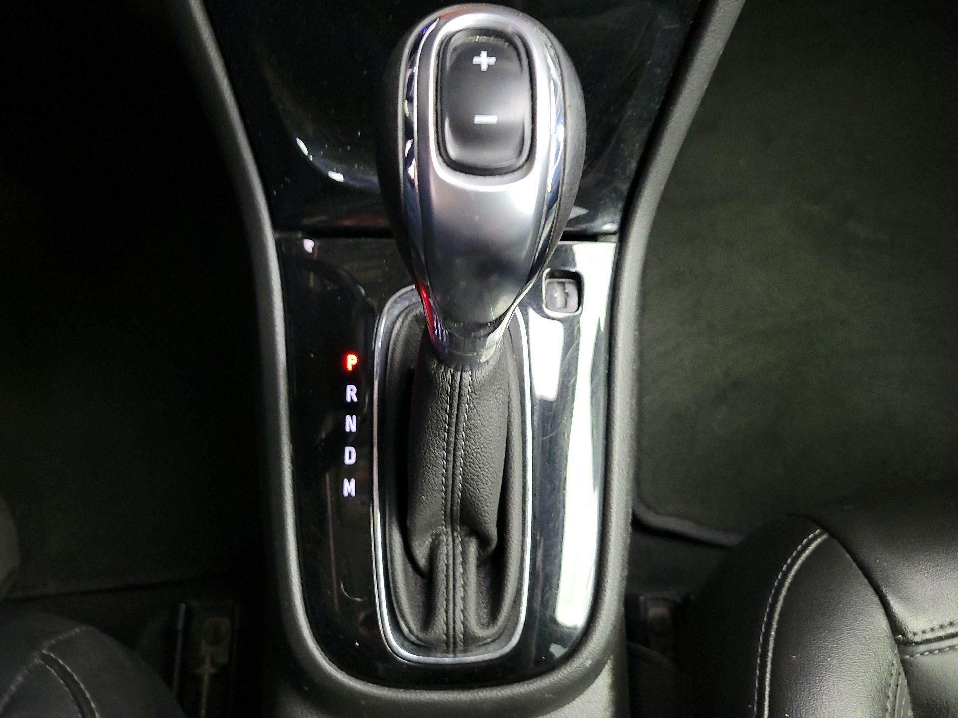 Thumbnail: 2019 Buick Encore - 17