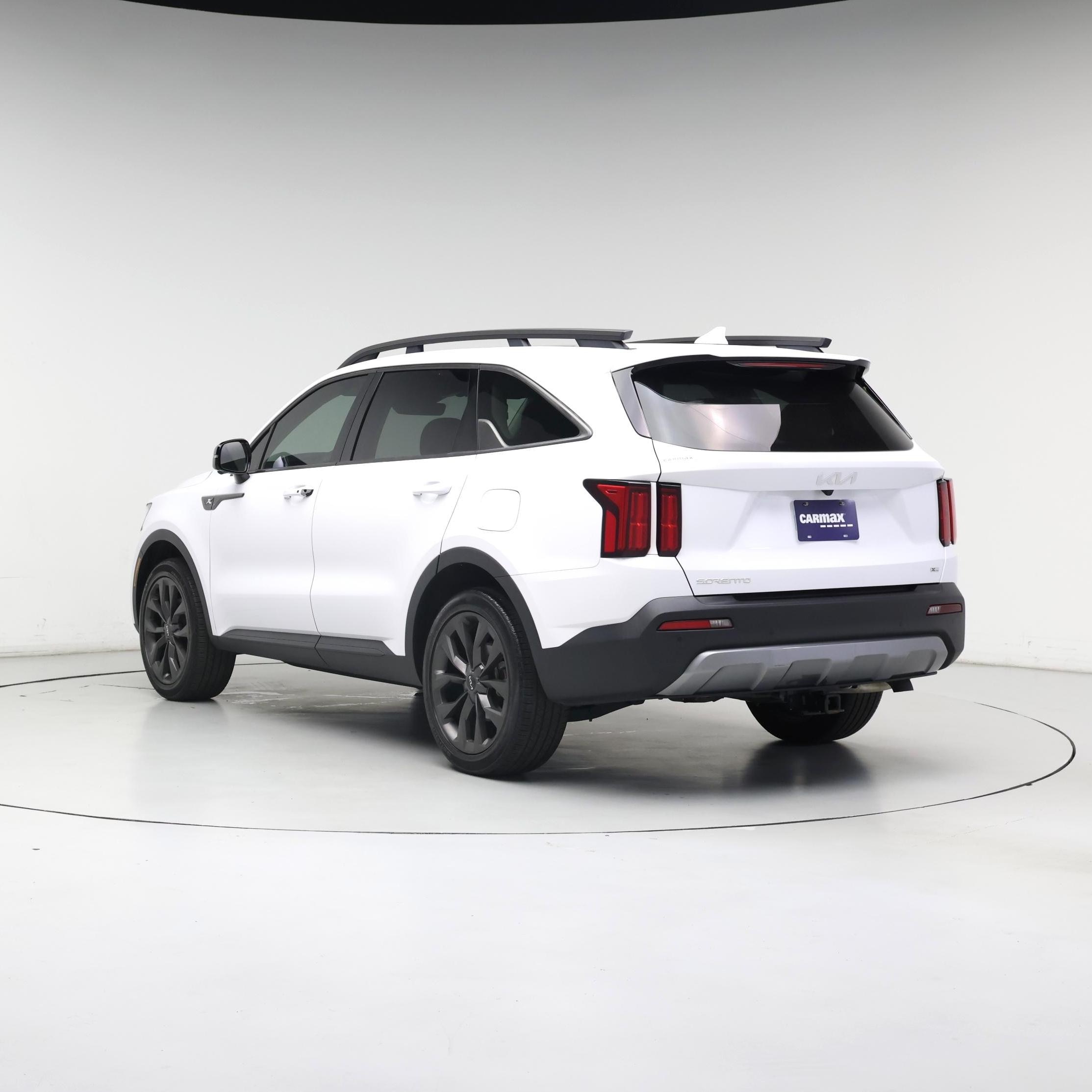 Thumbnail: 2023 Kia Sorento - 2