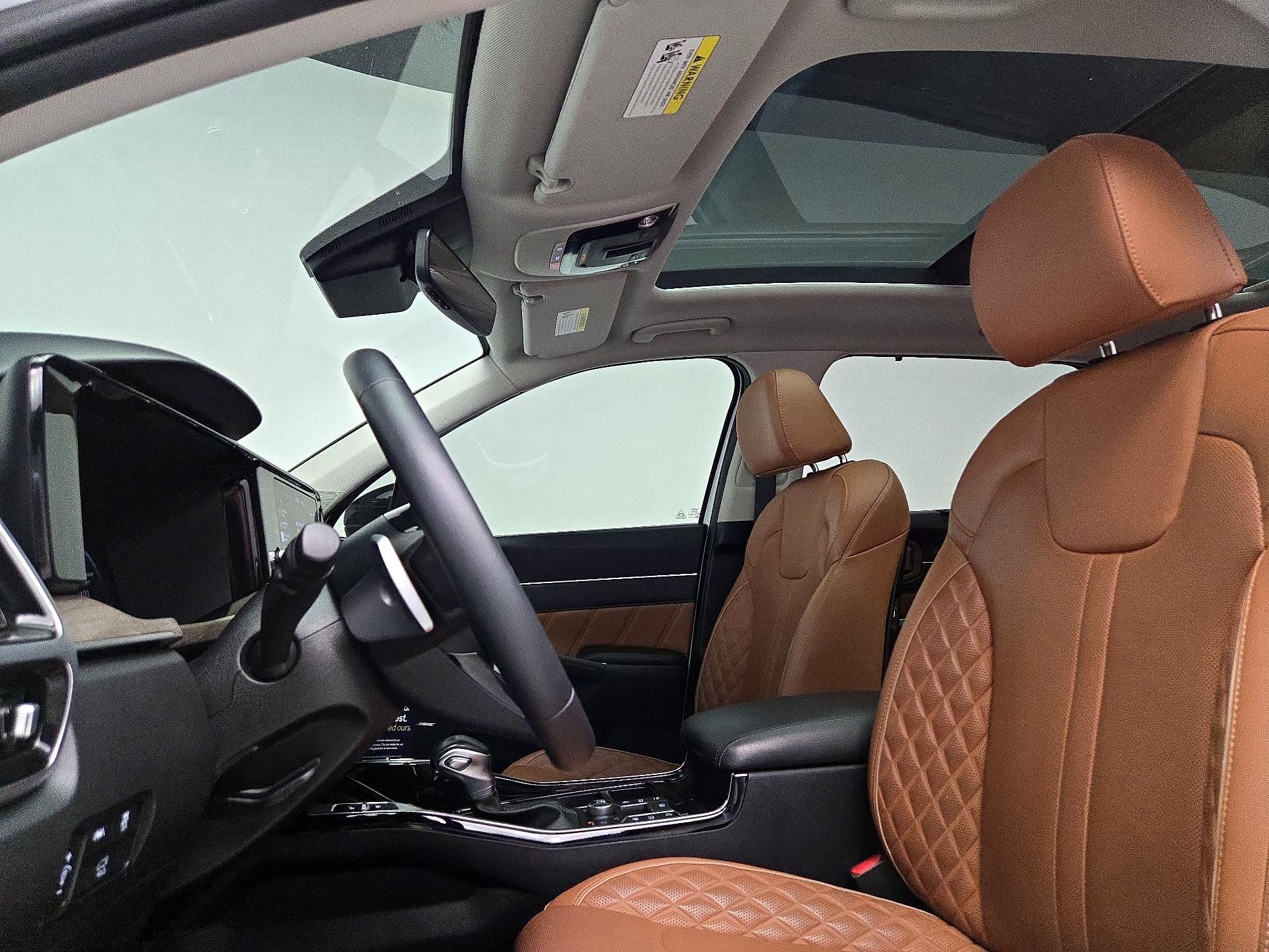 Thumbnail: 2023 Kia Sorento - 20