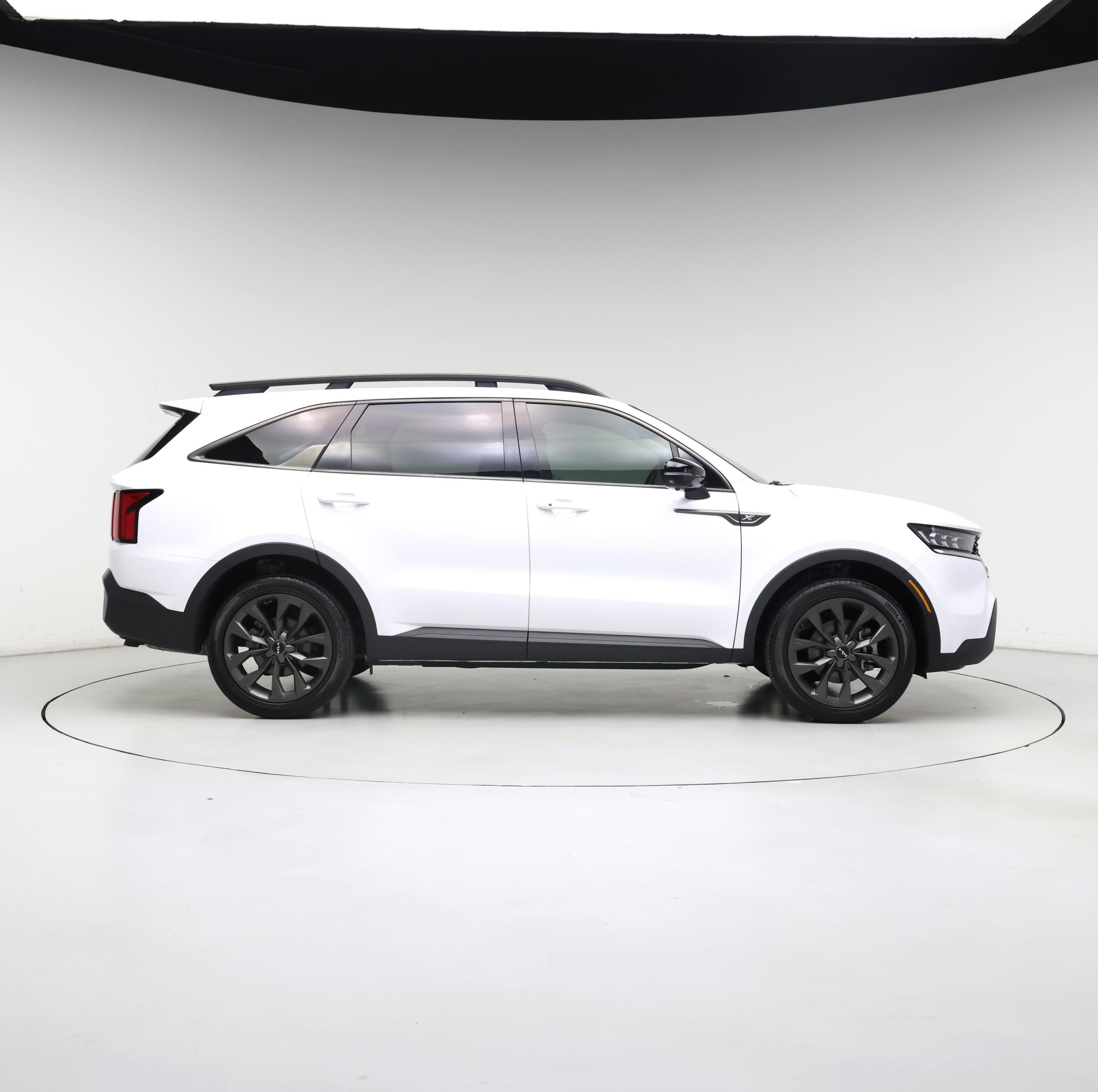 Thumbnail: 2023 Kia Sorento - 7