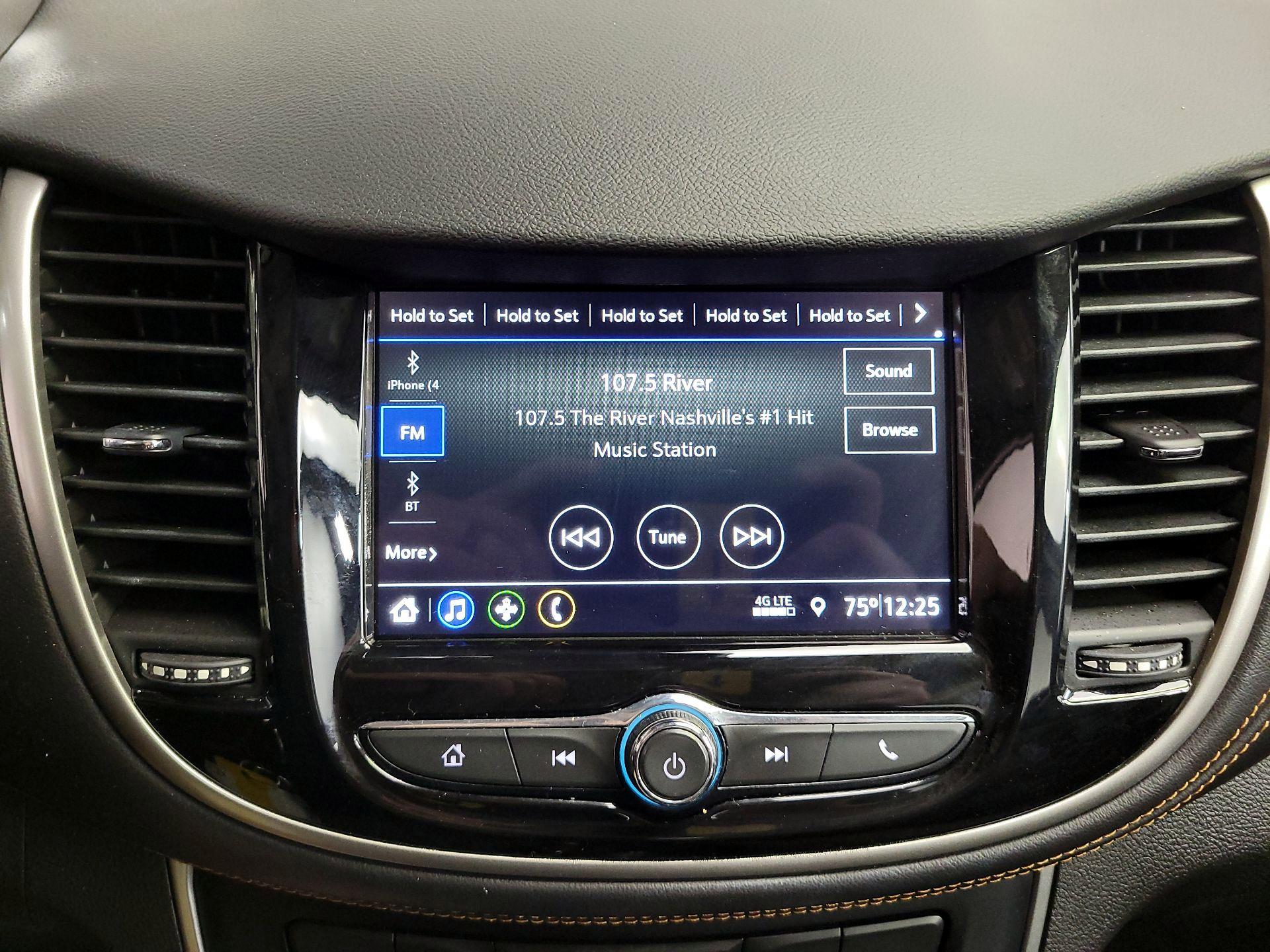 Thumbnail: 2019 Chevrolet Trax - 15