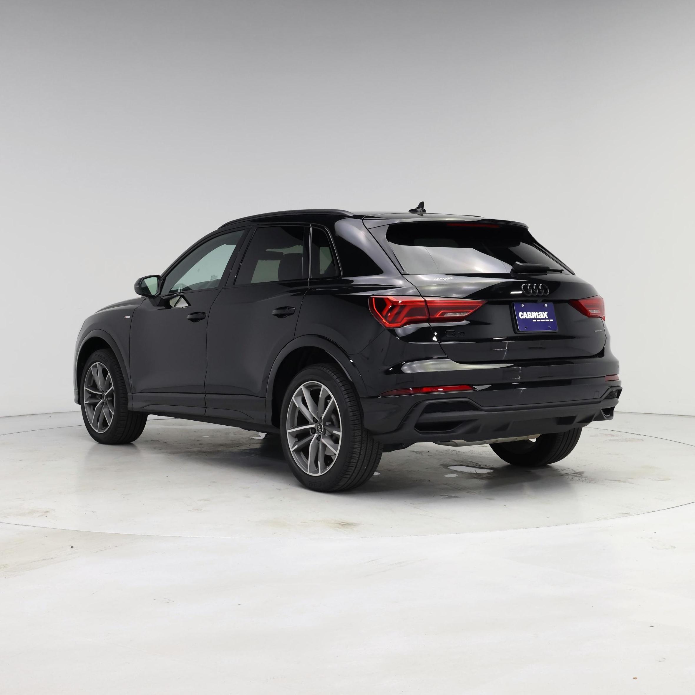 Thumbnail: 2024 Audi Q3 - 2