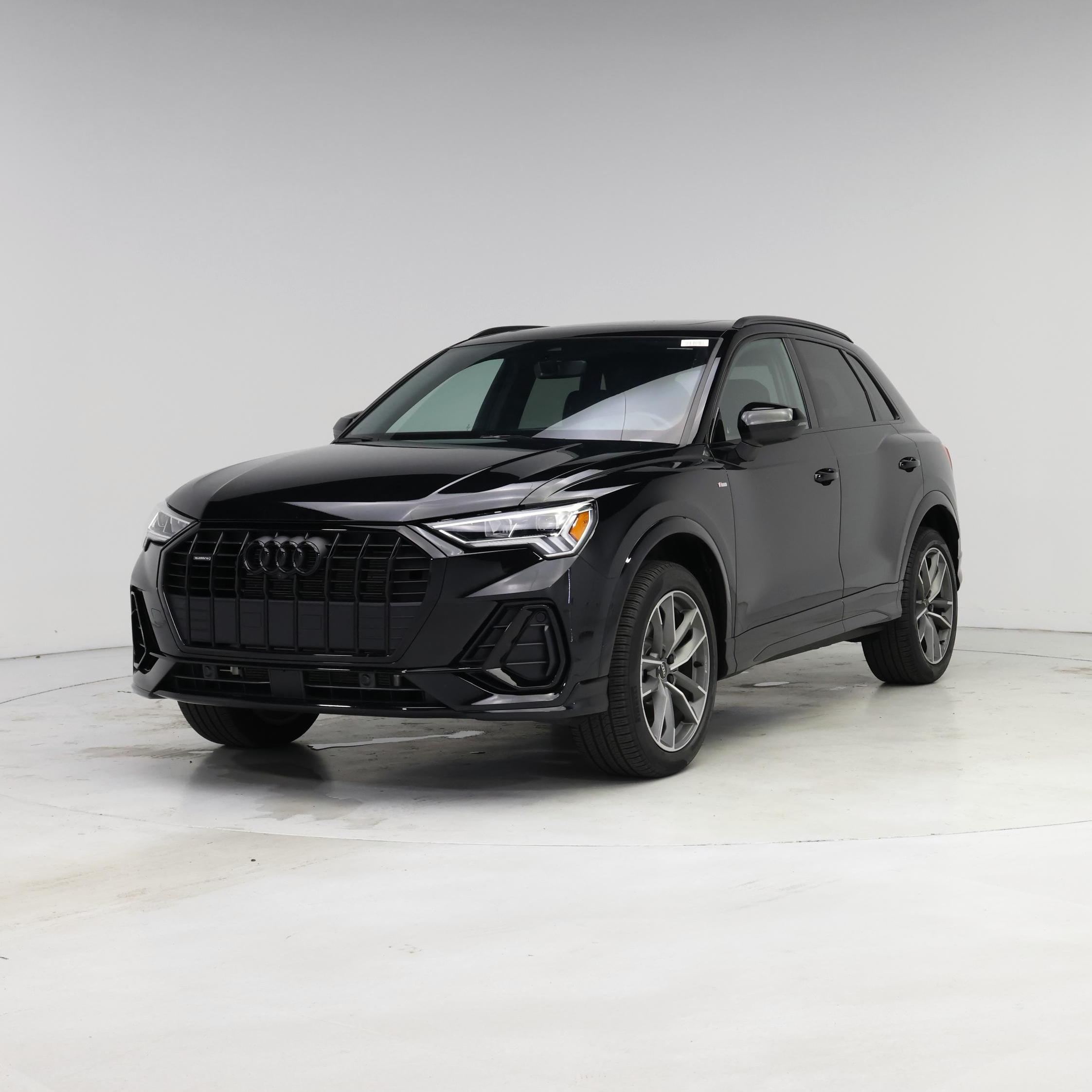 Thumbnail: 2024 Audi Q3 - 4