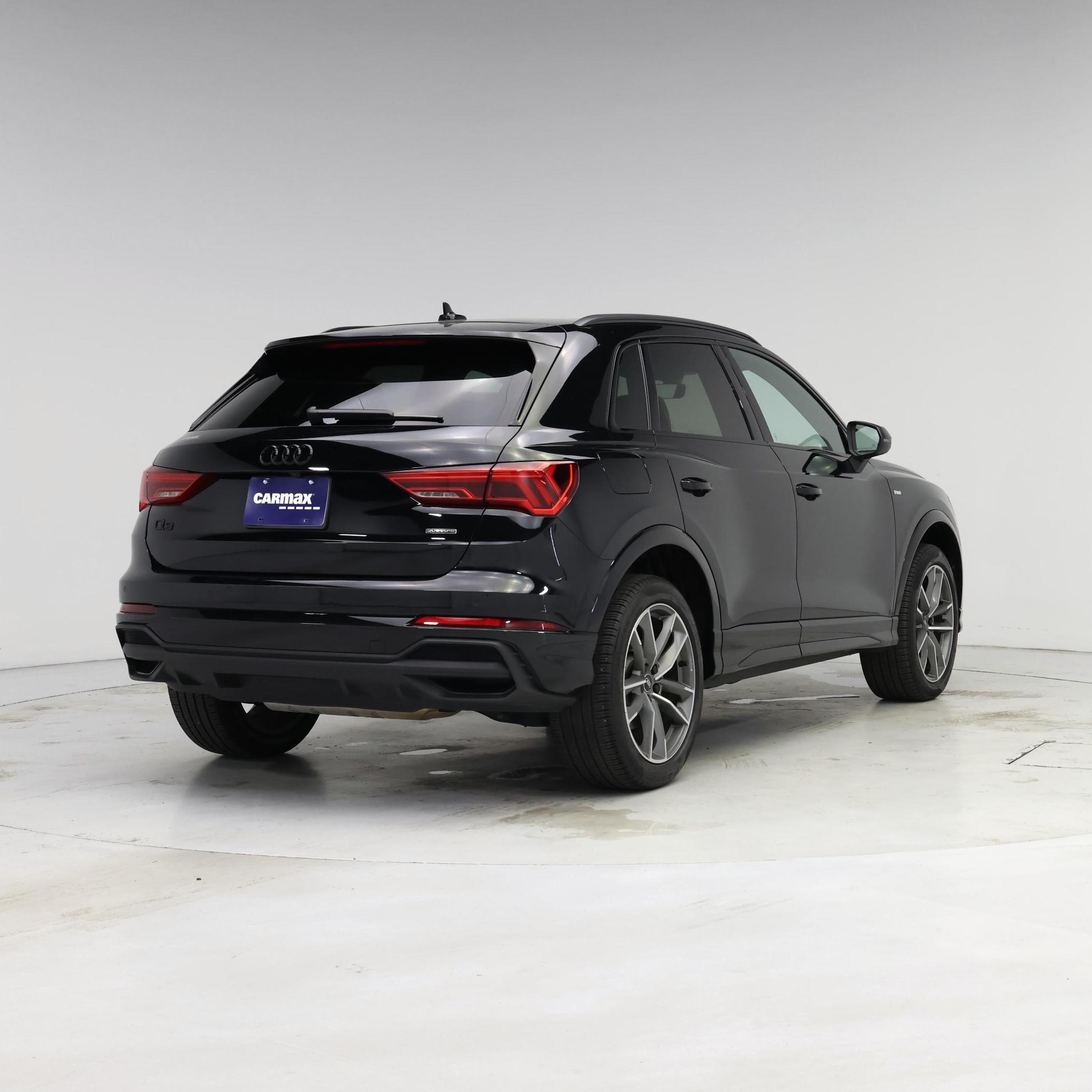 Thumbnail: 2024 Audi Q3 - 8