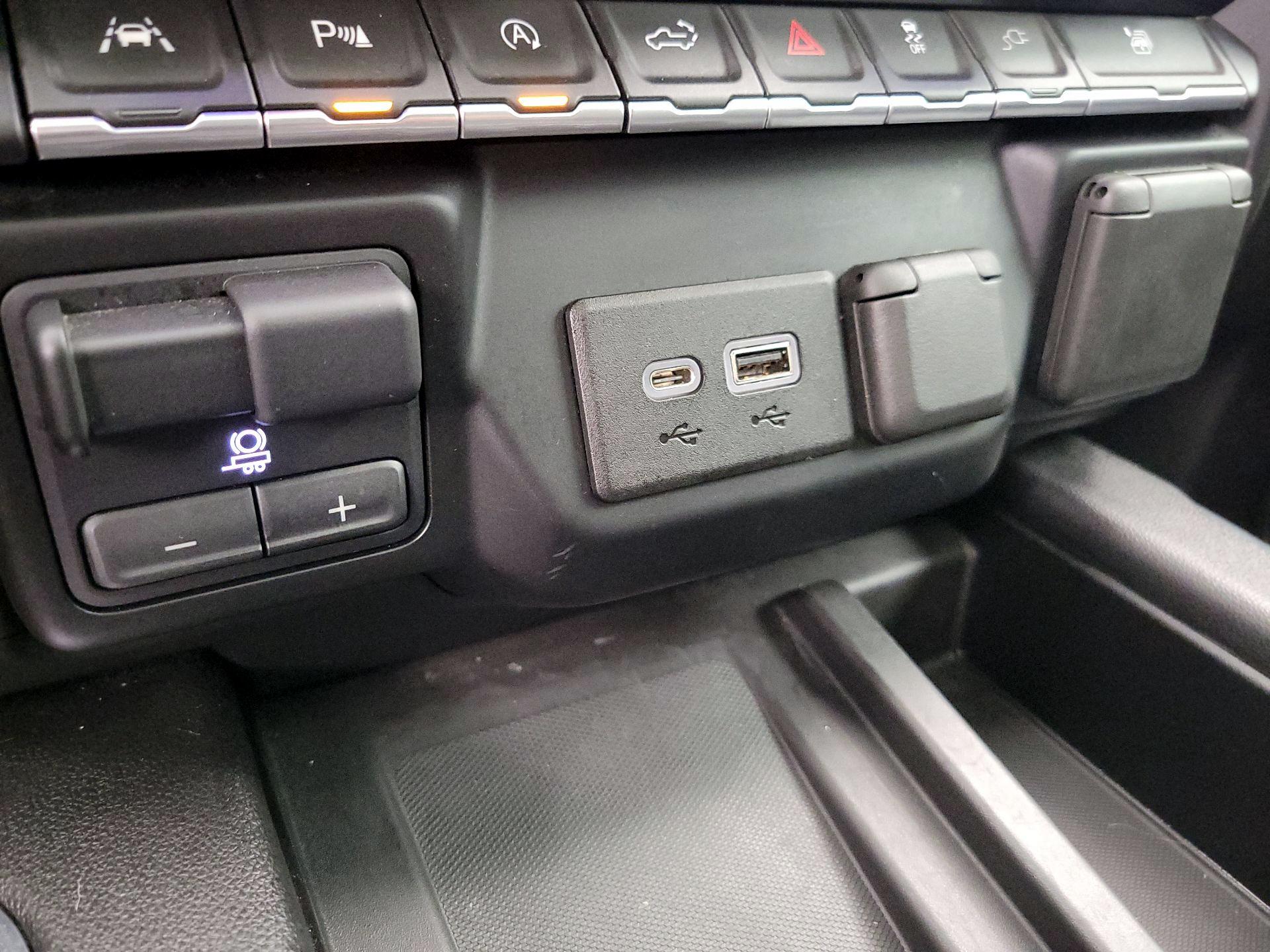 Thumbnail: 2019 Chevrolet Silverado 1500 - 19