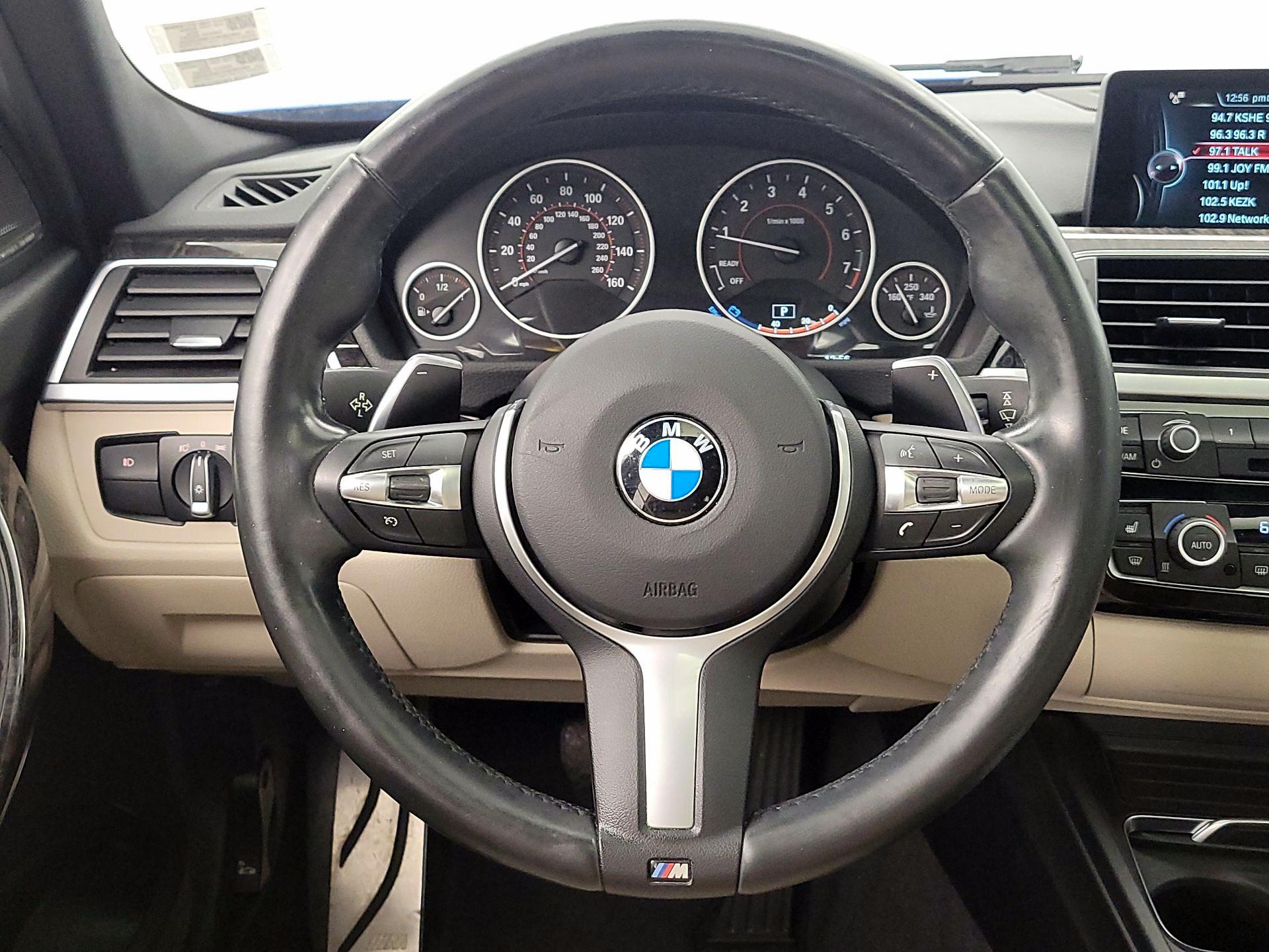 Thumbnail: 2016 BMW 3 Series - 10