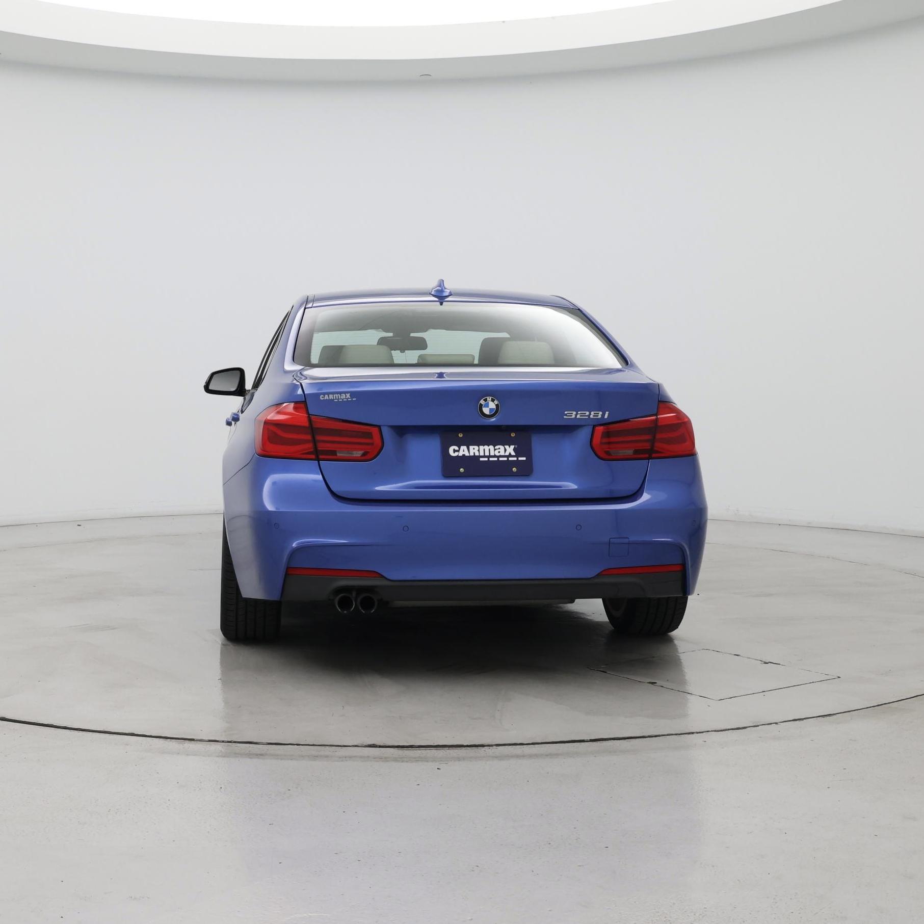 Thumbnail: 2016 BMW 3 Series - 6