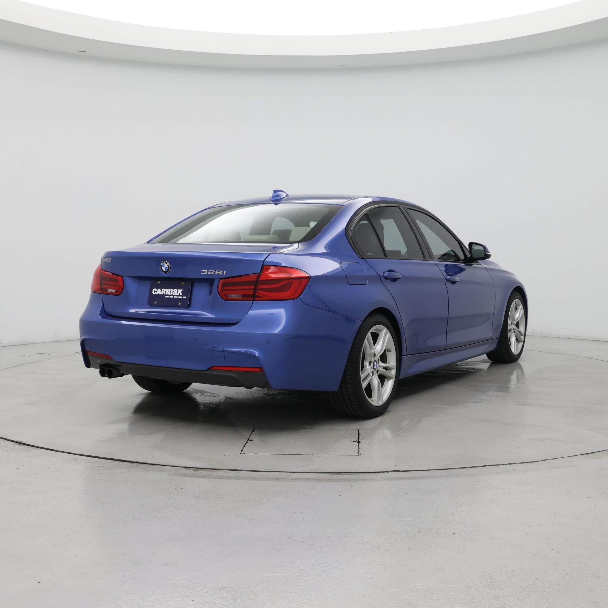 Thumbnail: 2016 BMW 3 Series - 8