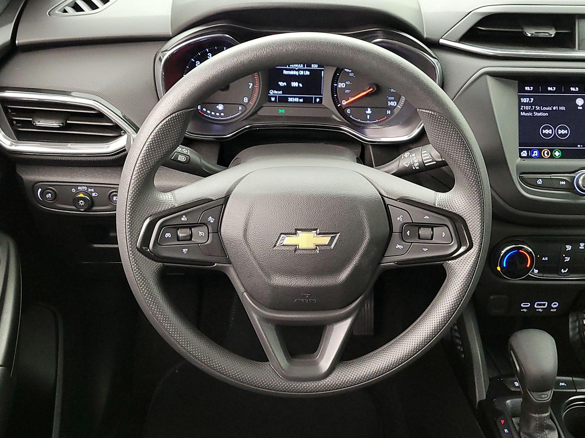 Thumbnail: 2023 Chevrolet TrailBlazer - 10