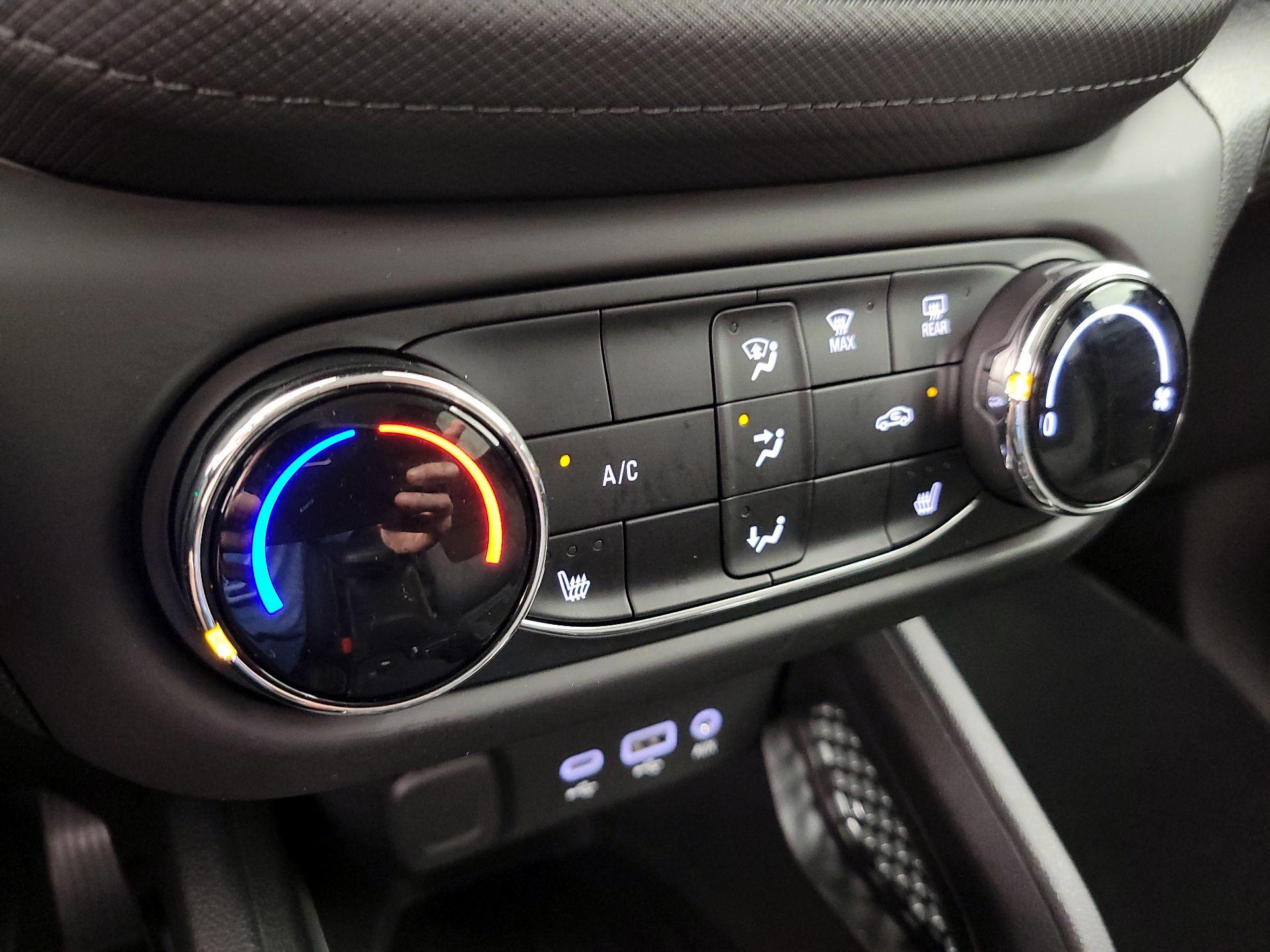 Thumbnail: 2023 Chevrolet TrailBlazer - 16