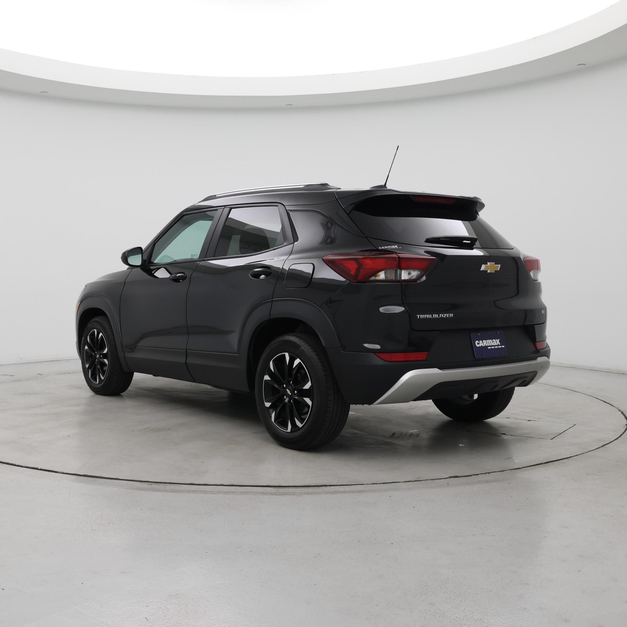 Thumbnail: 2023 Chevrolet TrailBlazer - 2