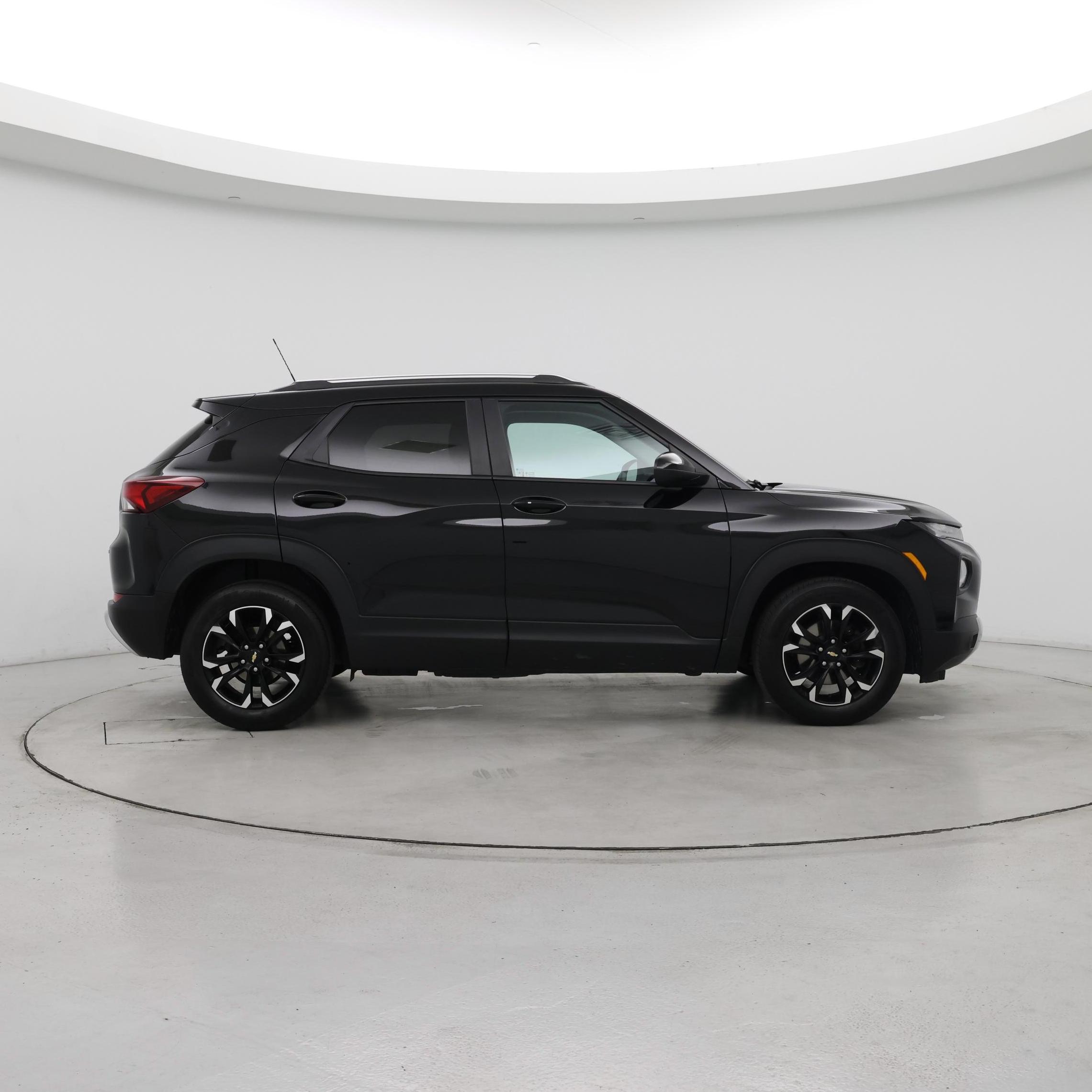 Thumbnail: 2023 Chevrolet TrailBlazer - 7