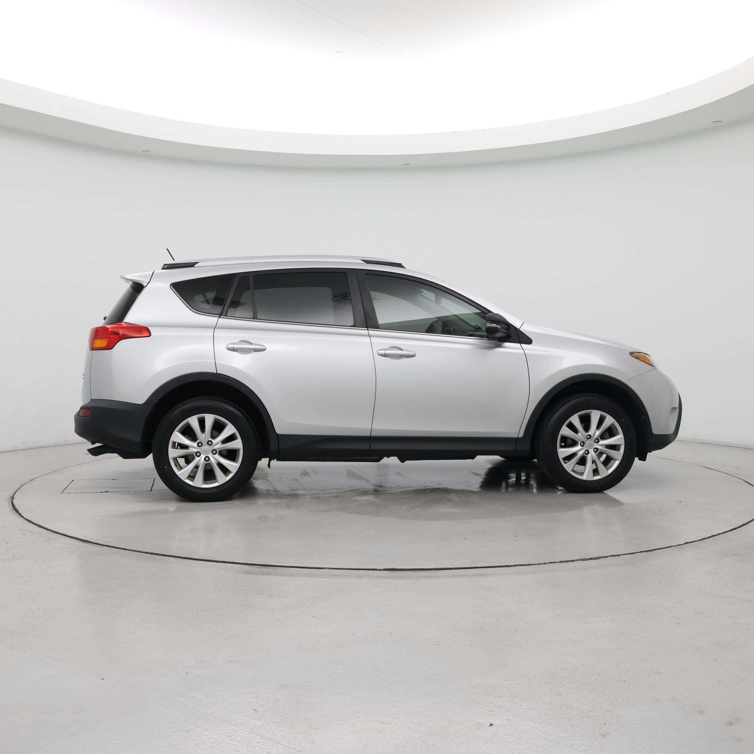 Thumbnail: 2015 Toyota RAV4 - 7