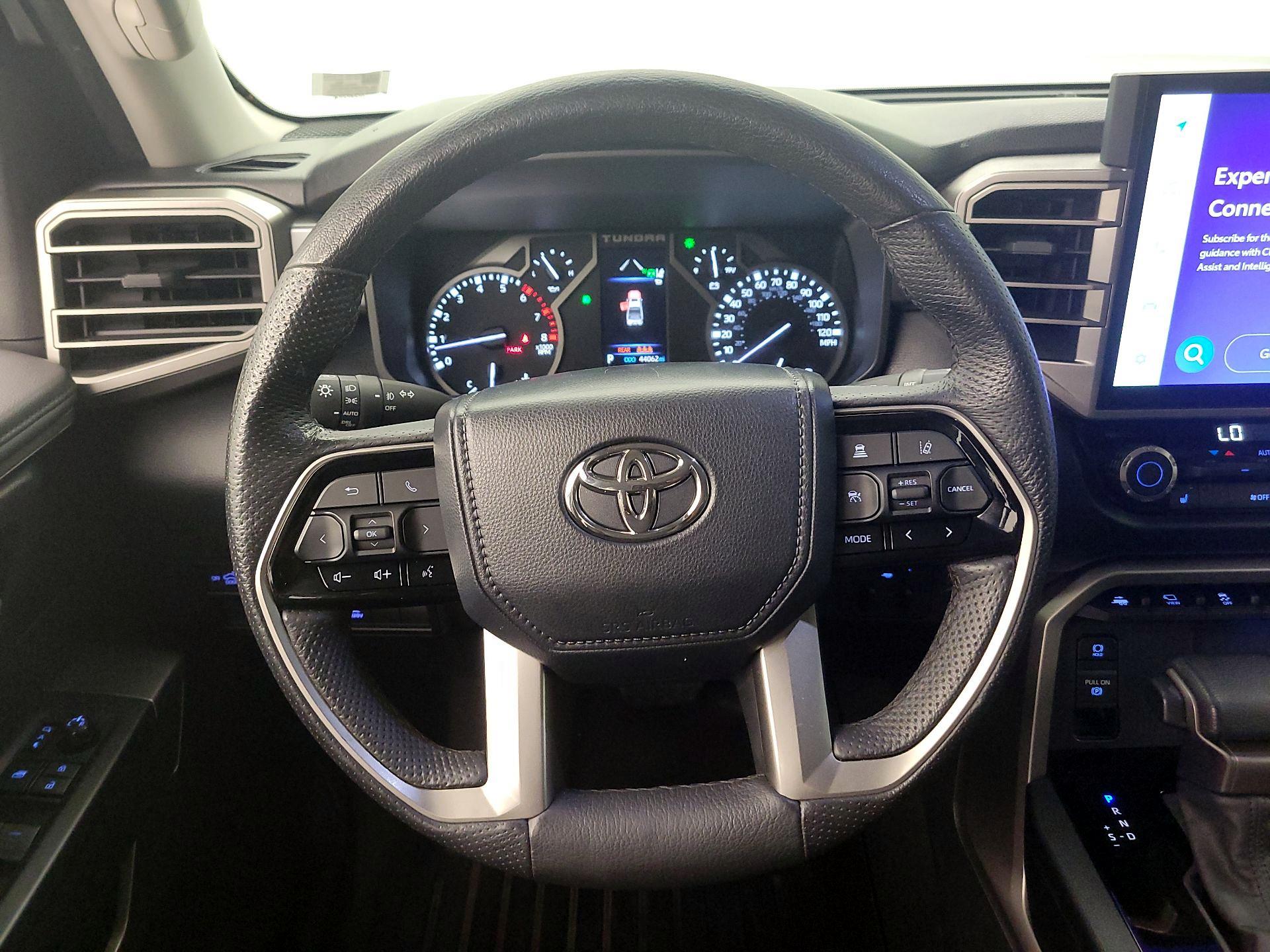 Thumbnail: 2022 Toyota Tundra - 10