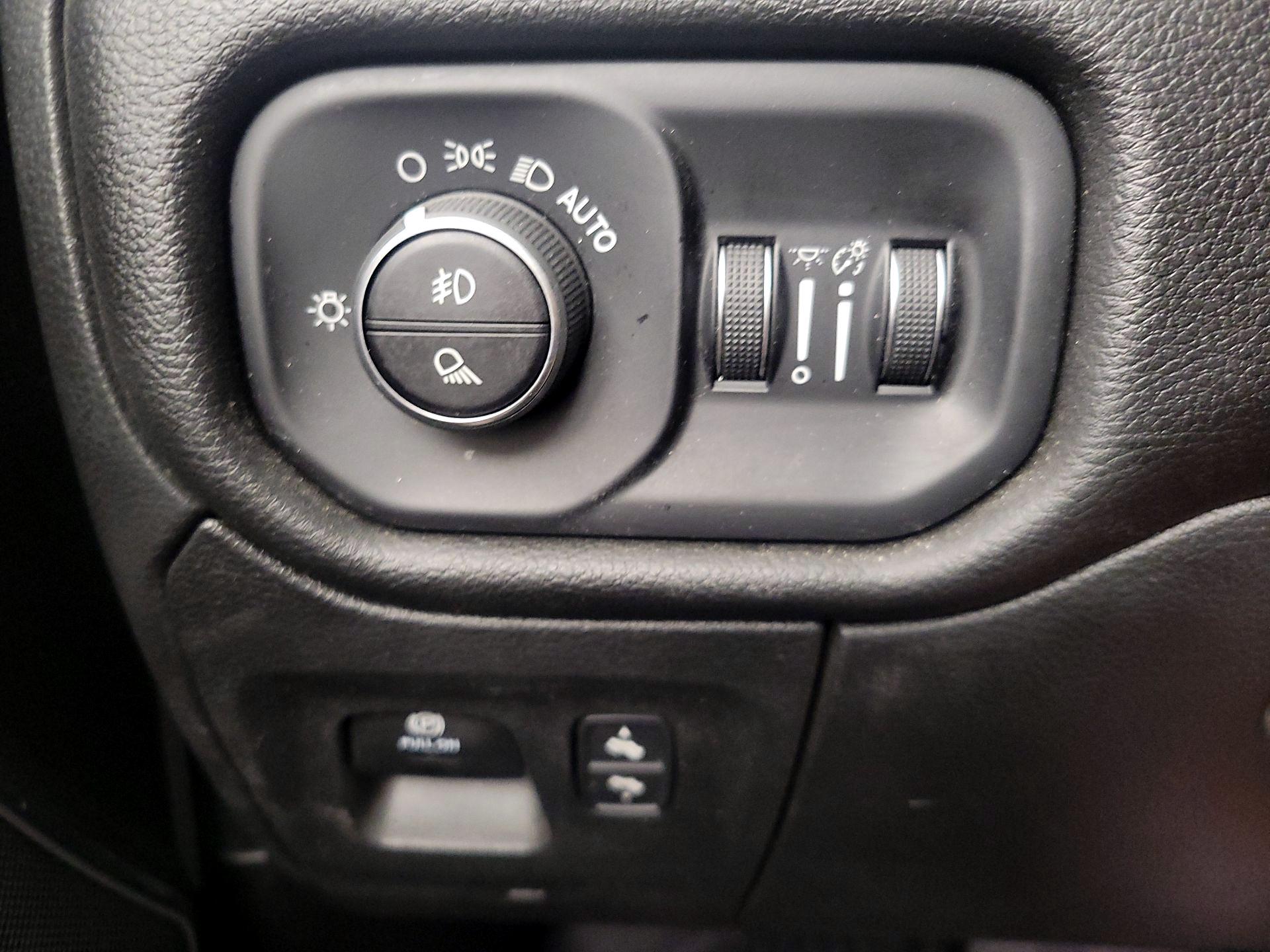 Thumbnail: 2024 RAM 1500 - 13