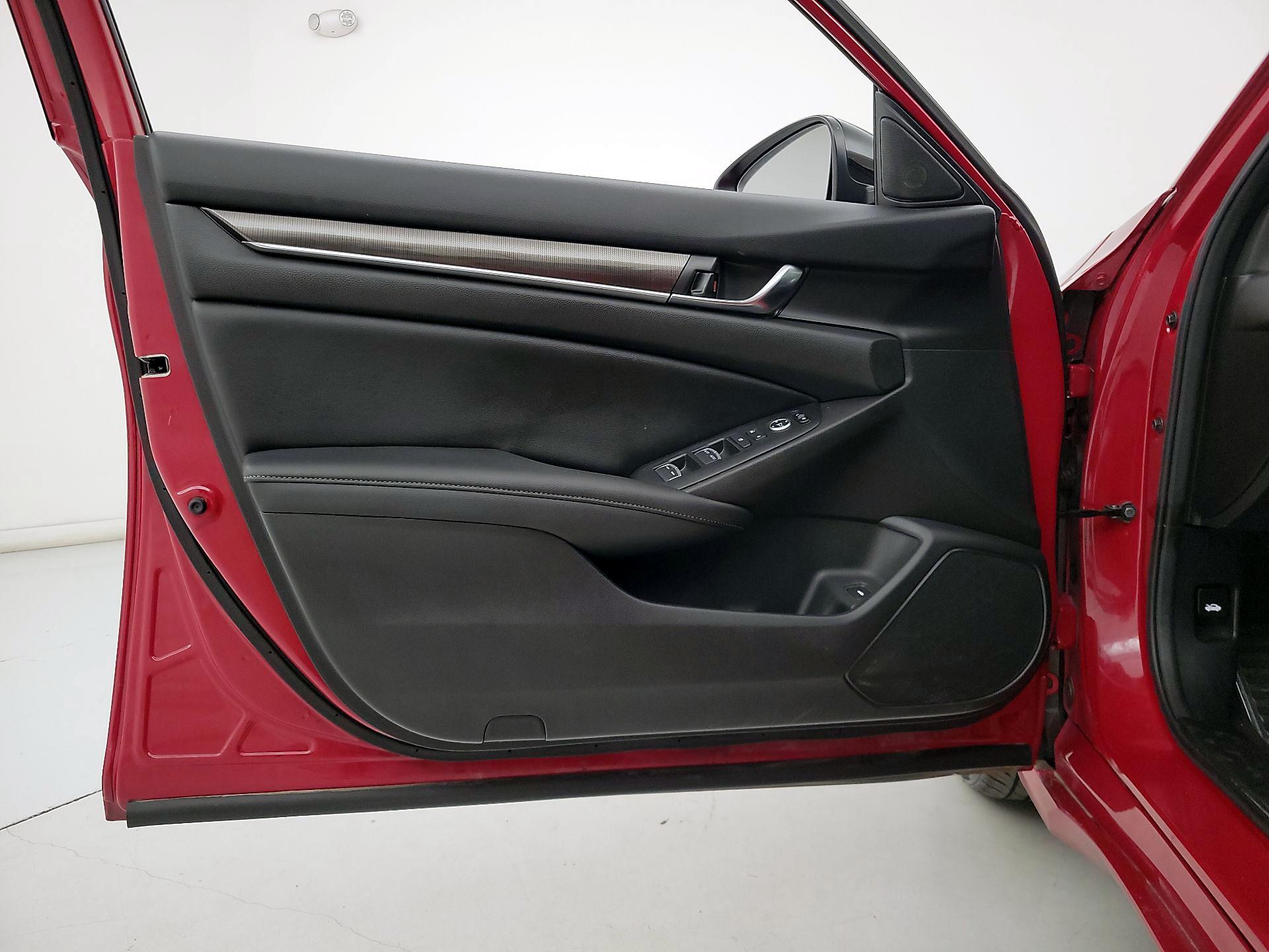 Thumbnail: 2021 Honda Accord - 12
