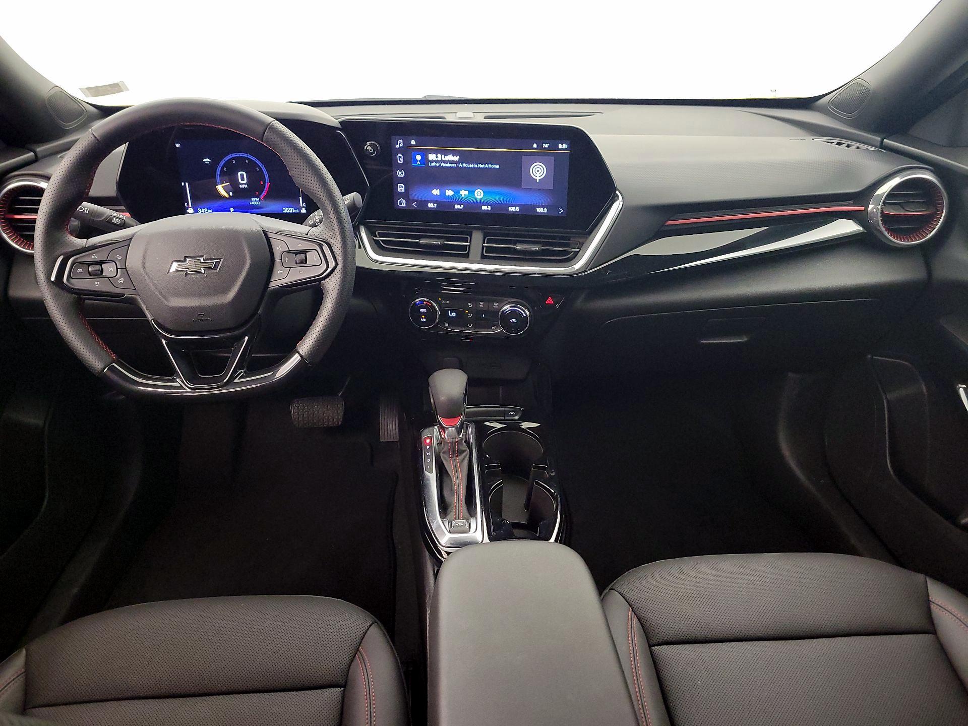 Thumbnail: 2024 Chevrolet Trax - 9