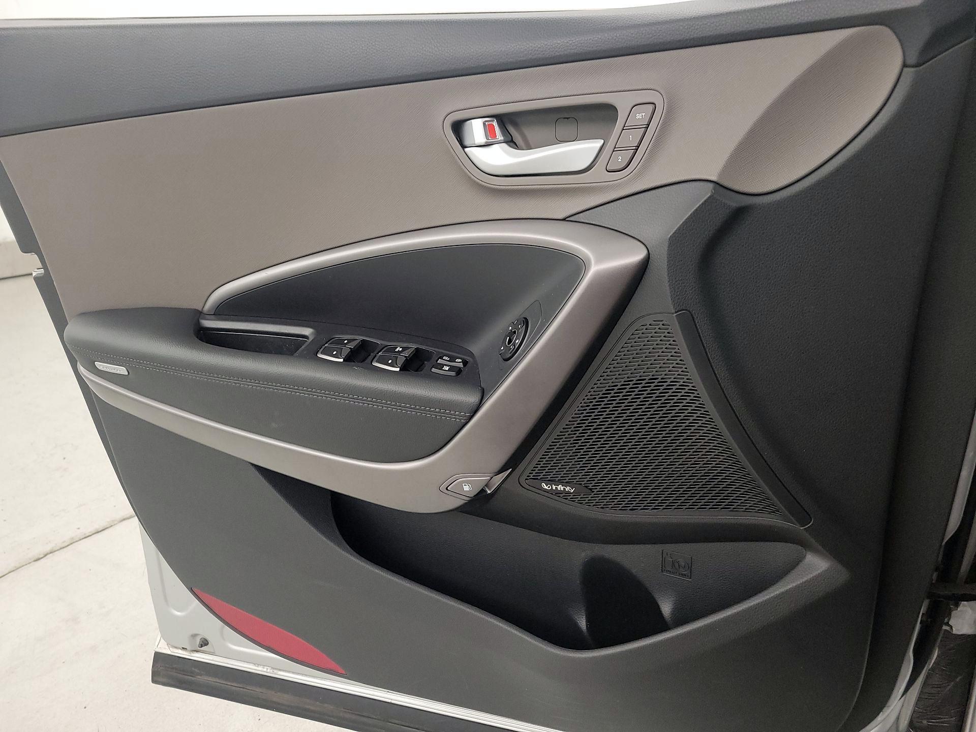 Thumbnail: 2014 Hyundai Santa Fe - 12