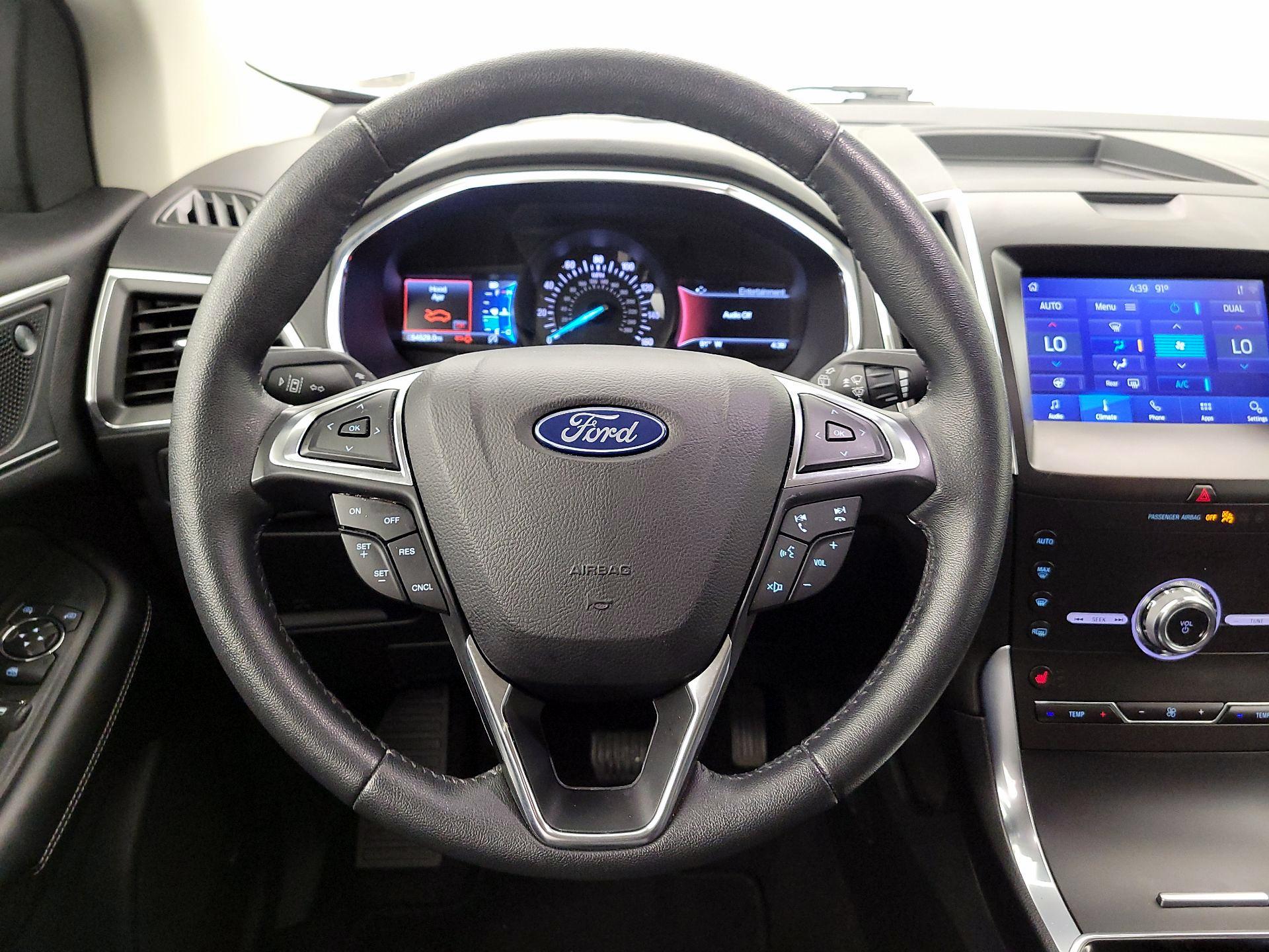 Thumbnail: 2020 Ford Edge - 10