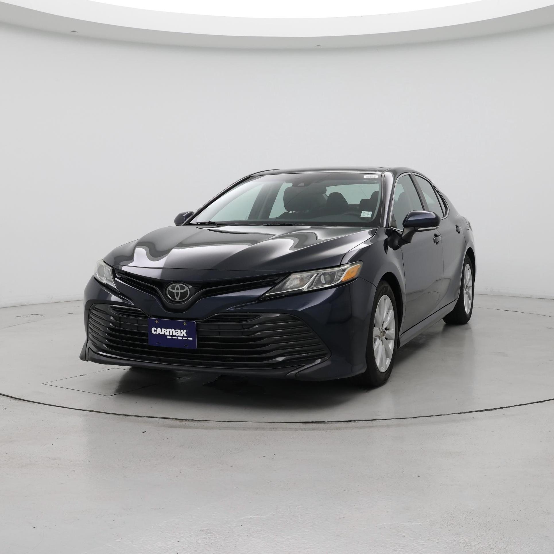 Thumbnail: 2019 Toyota Camry - 4