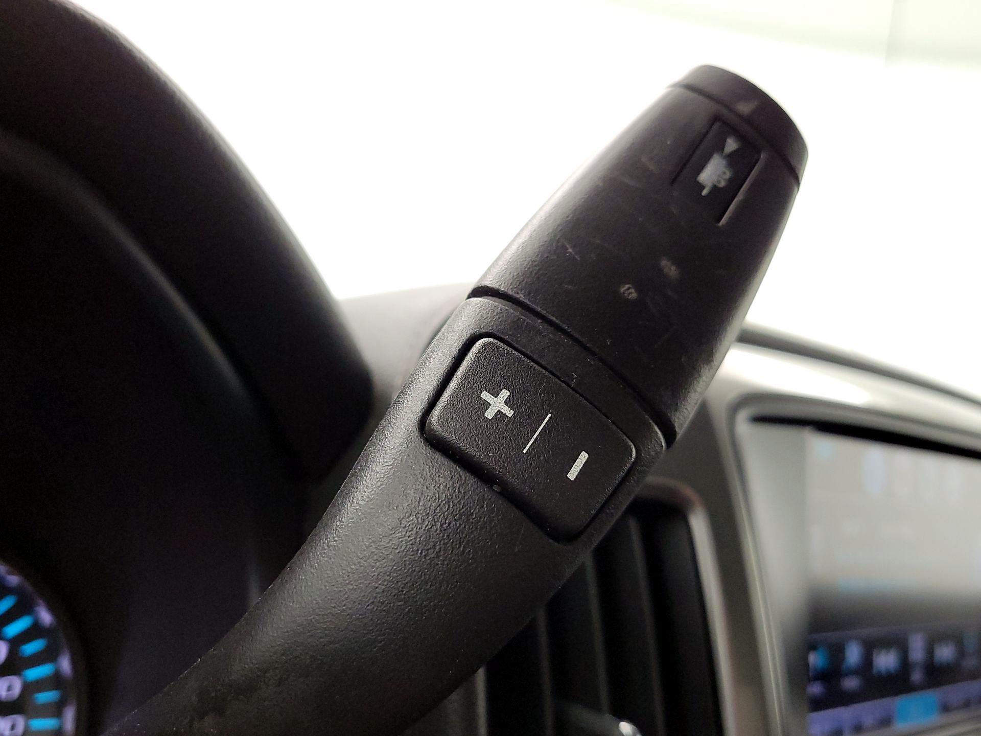 Thumbnail: 2017 Chevrolet Silverado 1500 - 17