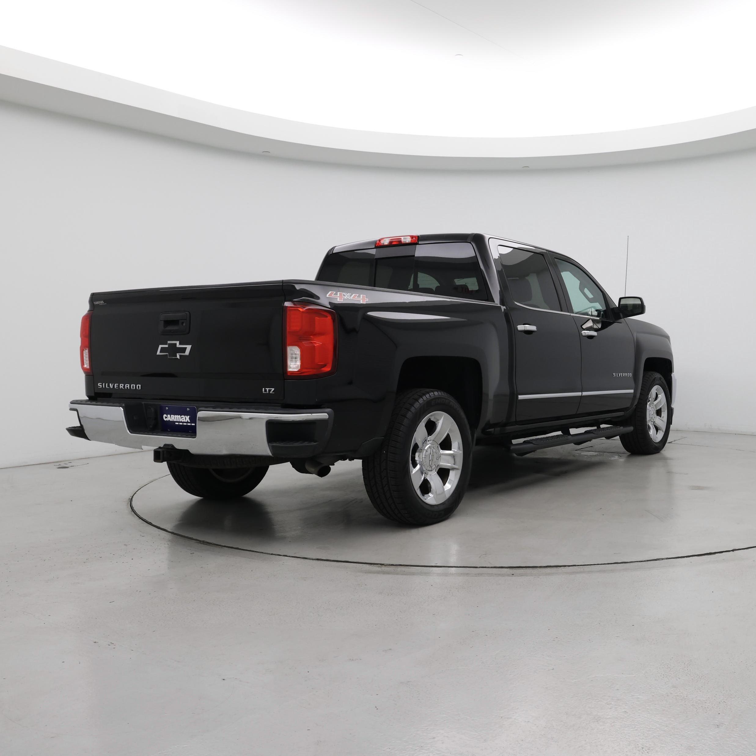 Thumbnail: 2017 Chevrolet Silverado 1500 - 8