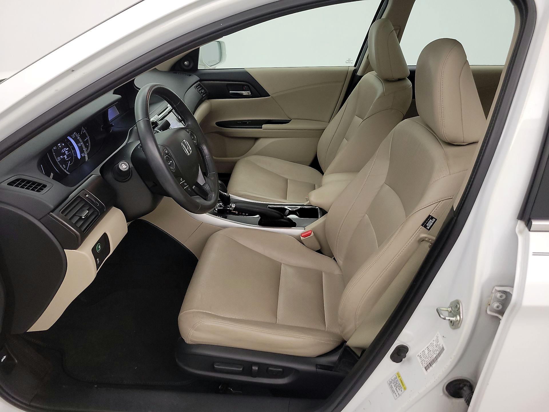 Thumbnail: 2013 Honda Accord - 11