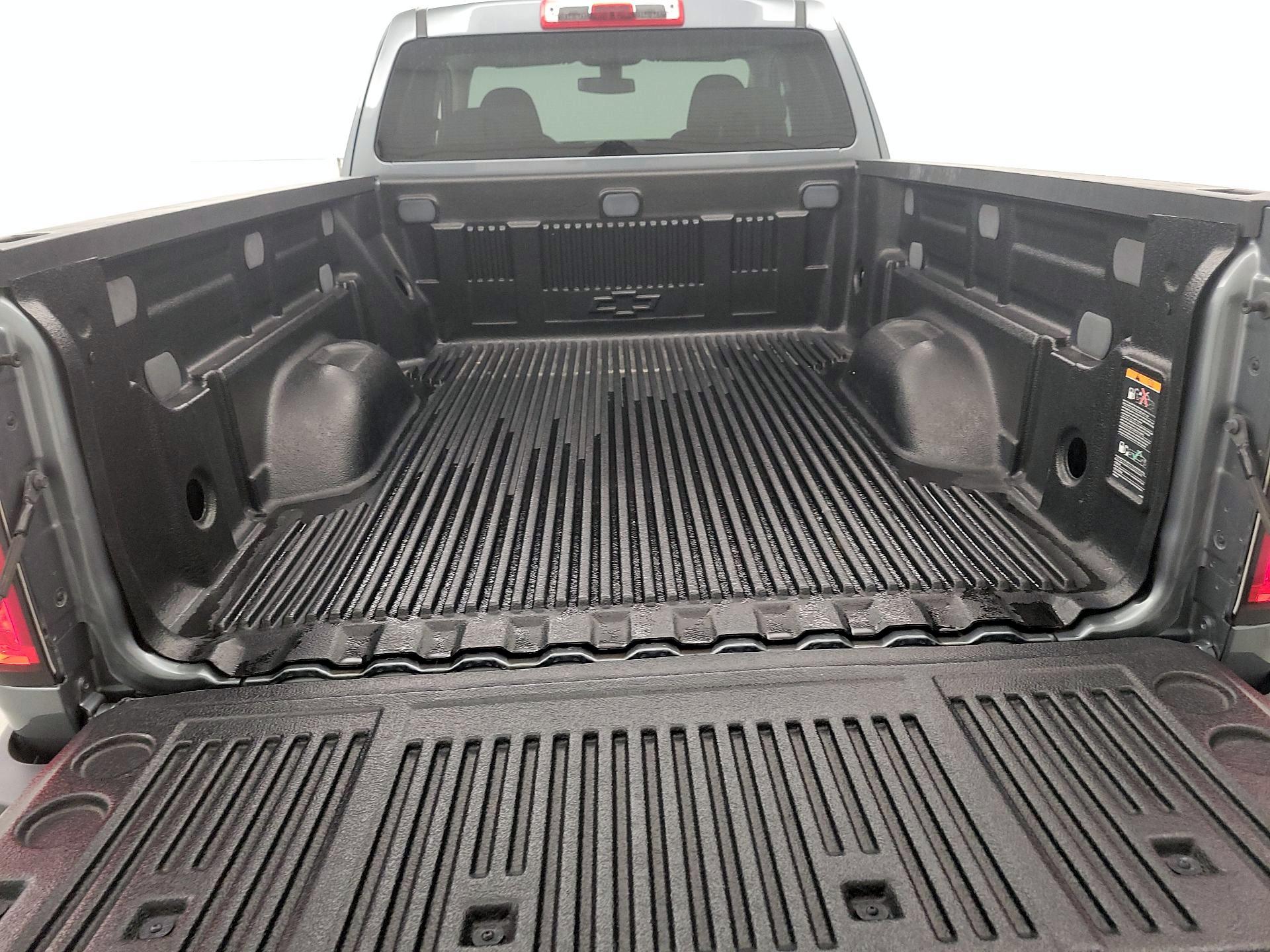 Thumbnail: 2019 Chevrolet Colorado - 19