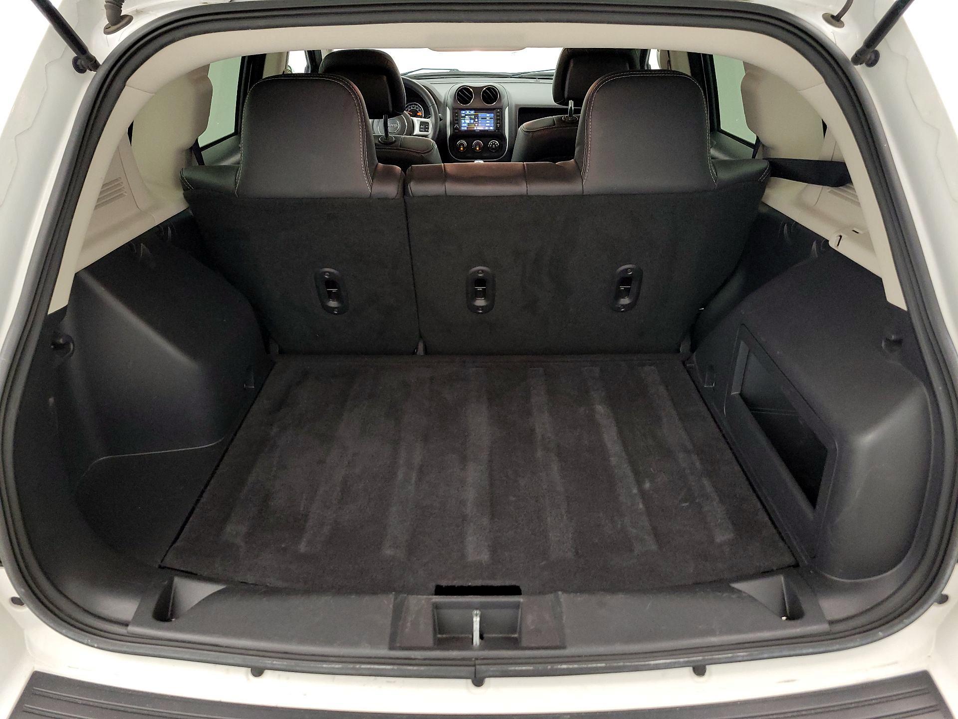 Thumbnail: 2016 Jeep Compass - 20