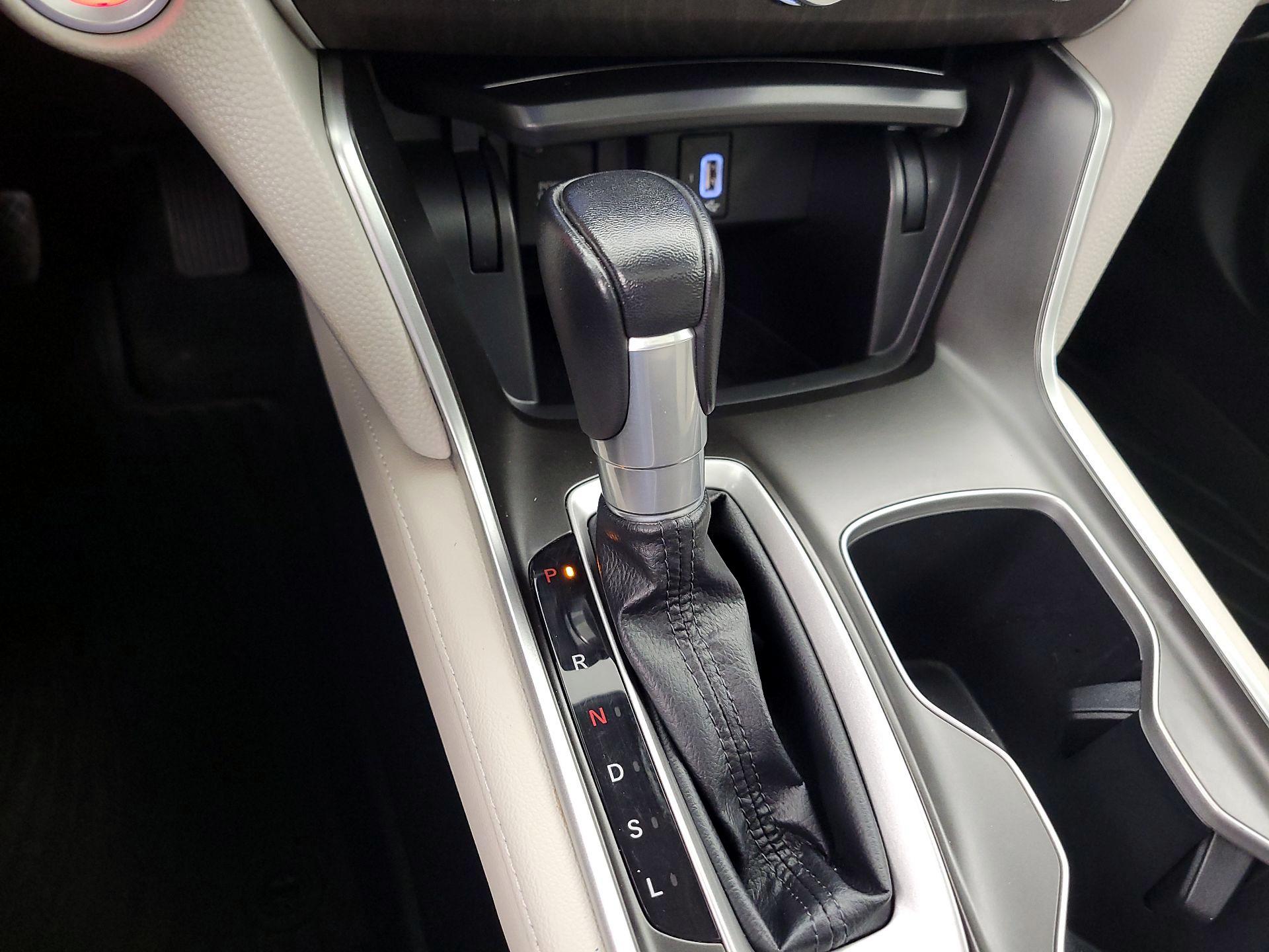 Thumbnail: 2019 Honda Accord - 17