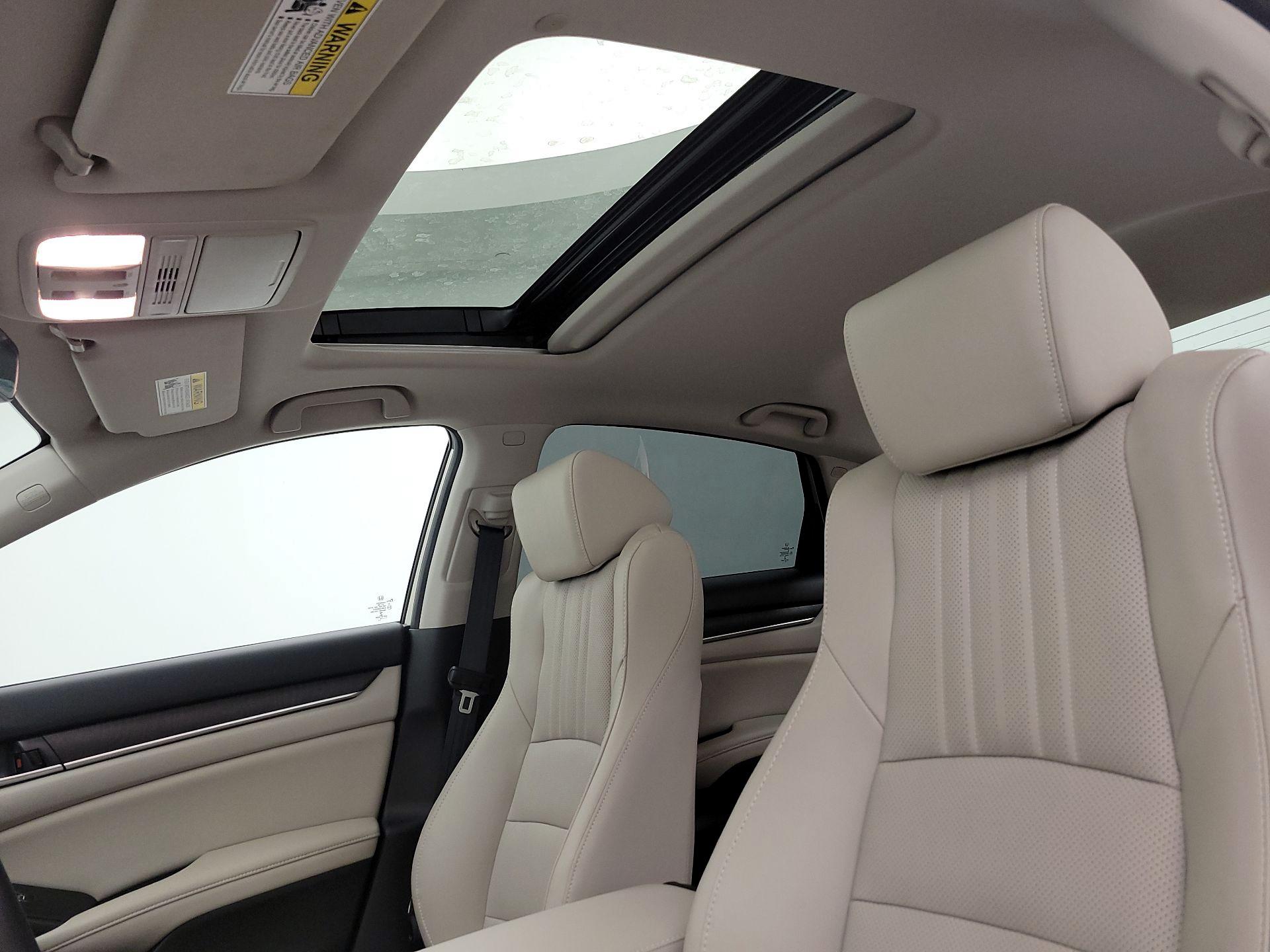 Thumbnail: 2019 Honda Accord - 19