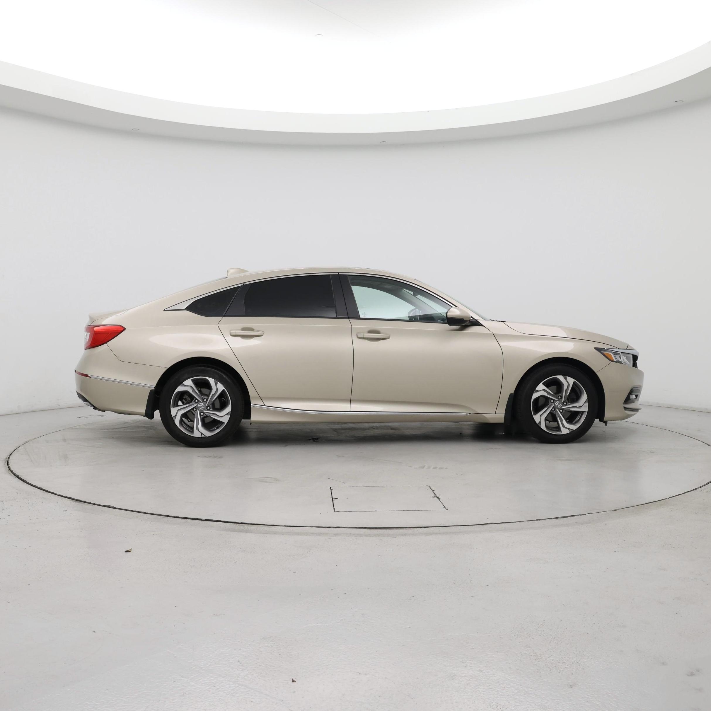 Thumbnail: 2019 Honda Accord - 7