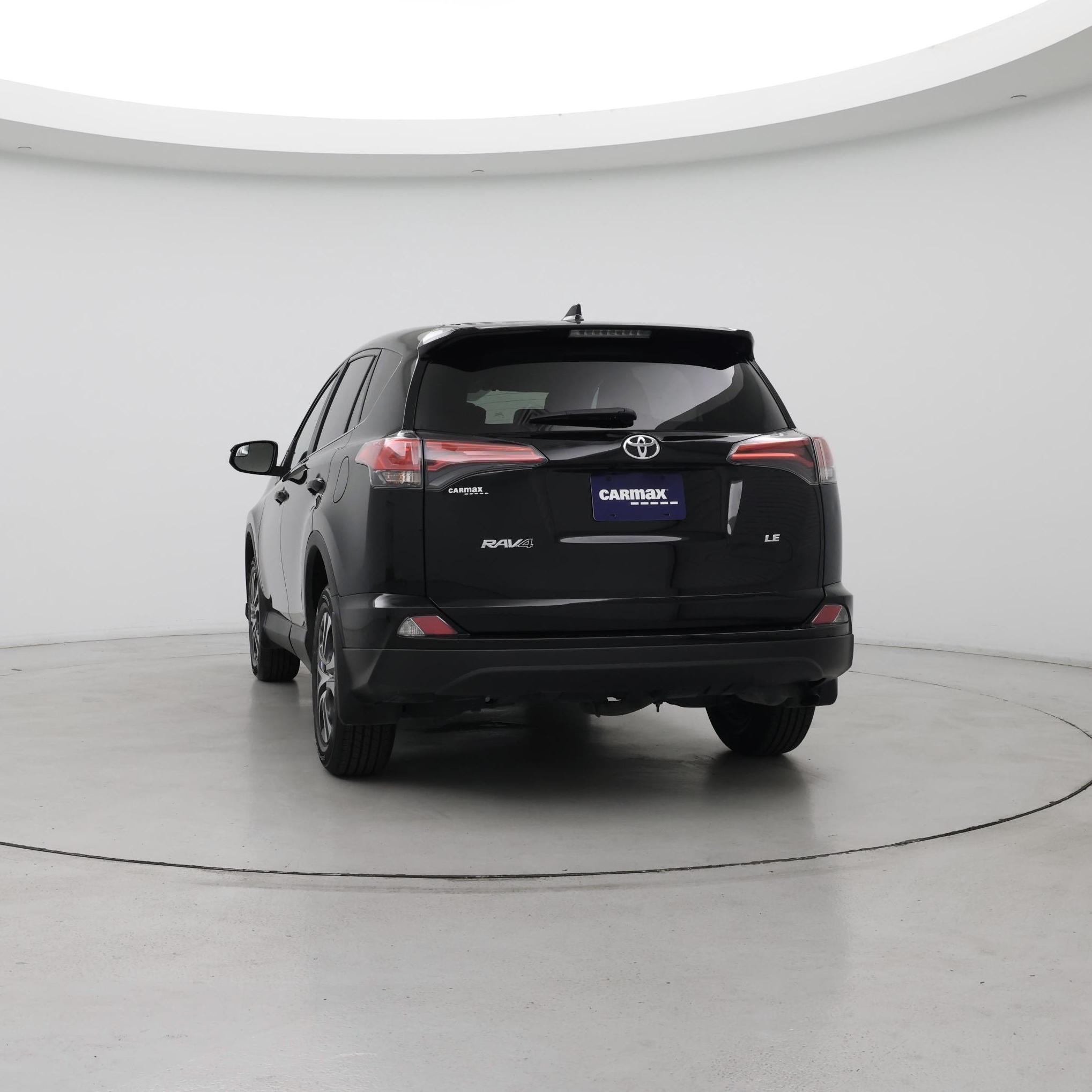 Thumbnail: 2018 Toyota RAV4 - 6