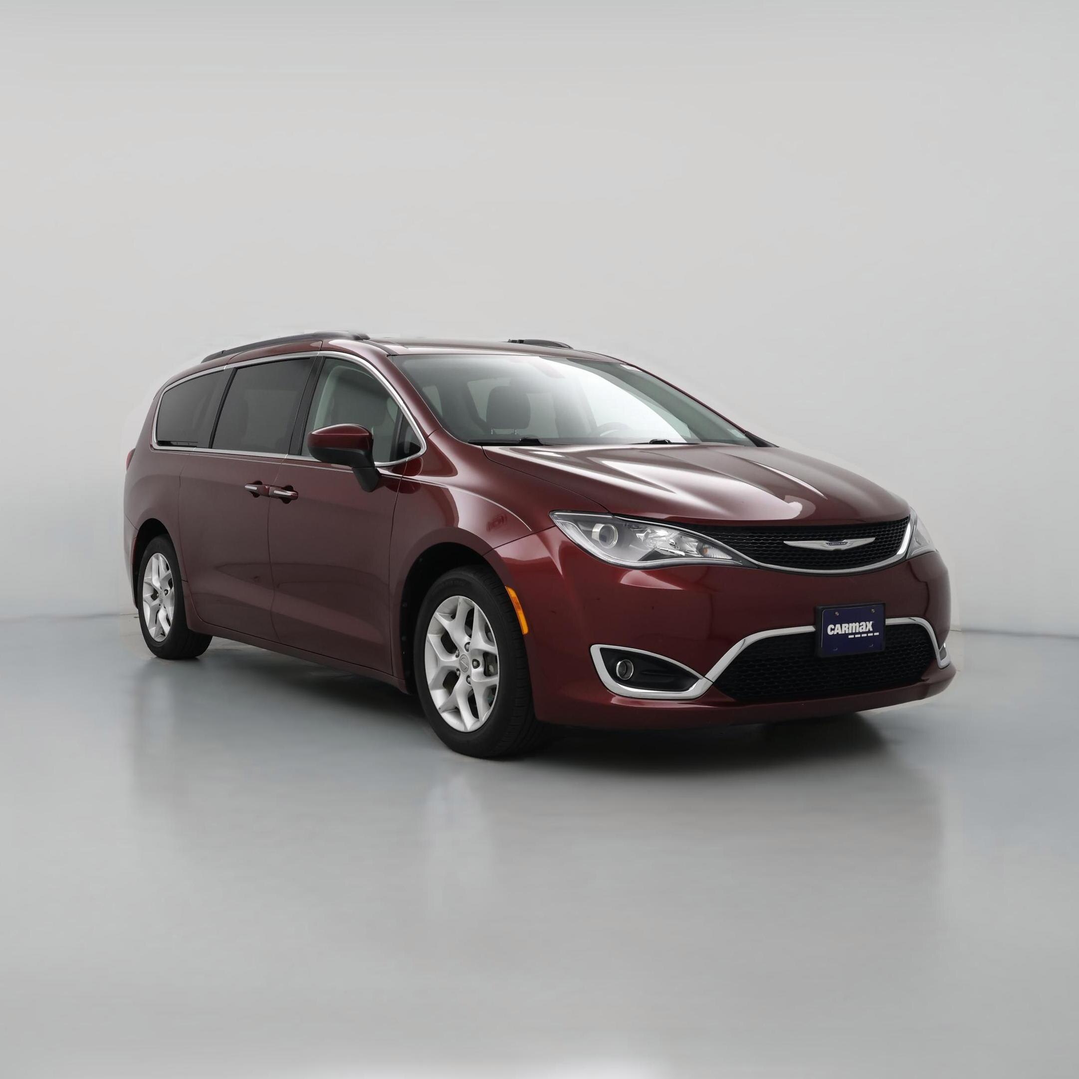 Thumbnail: 2017 Chrysler Pacifica - 1