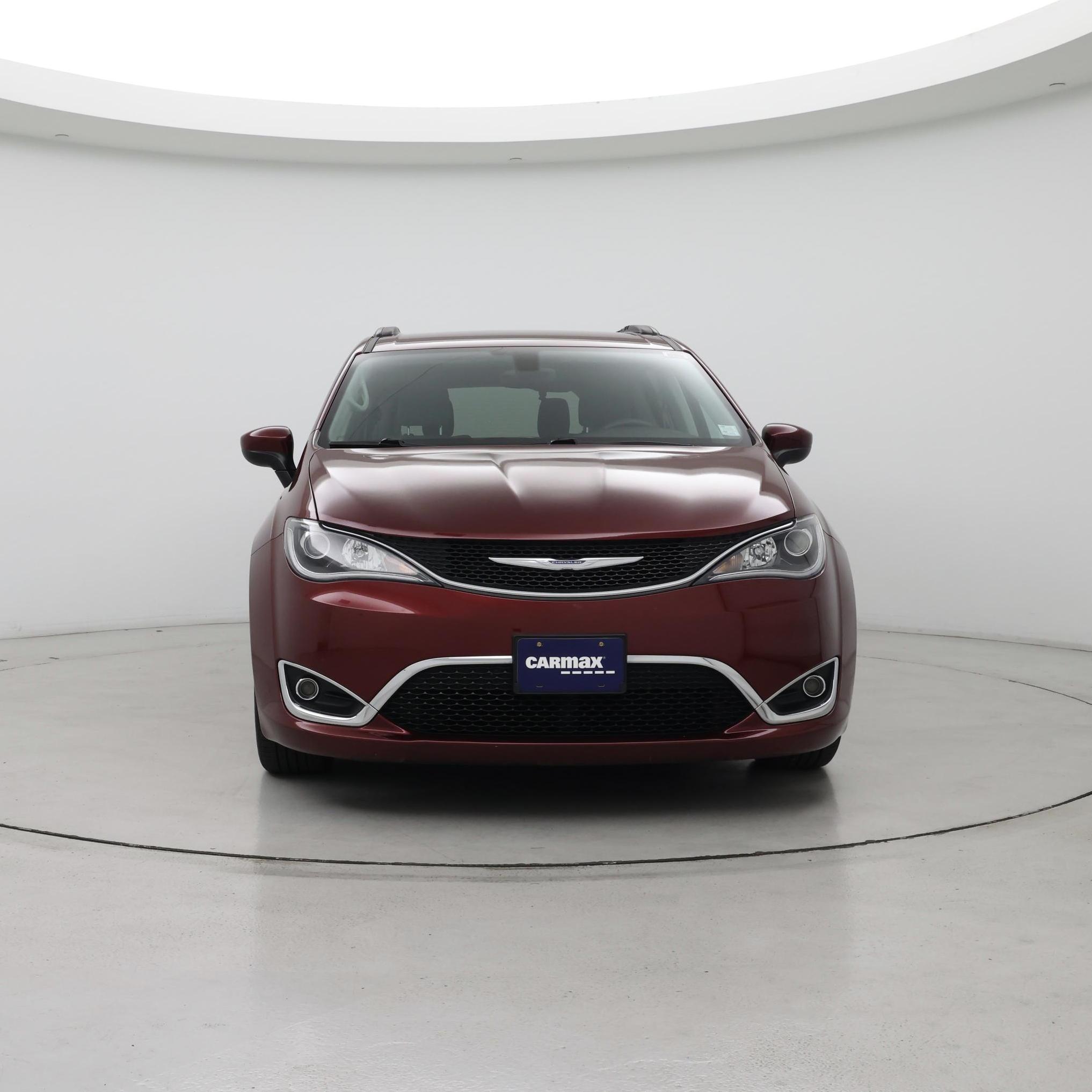 Thumbnail: 2017 Chrysler Pacifica - 5