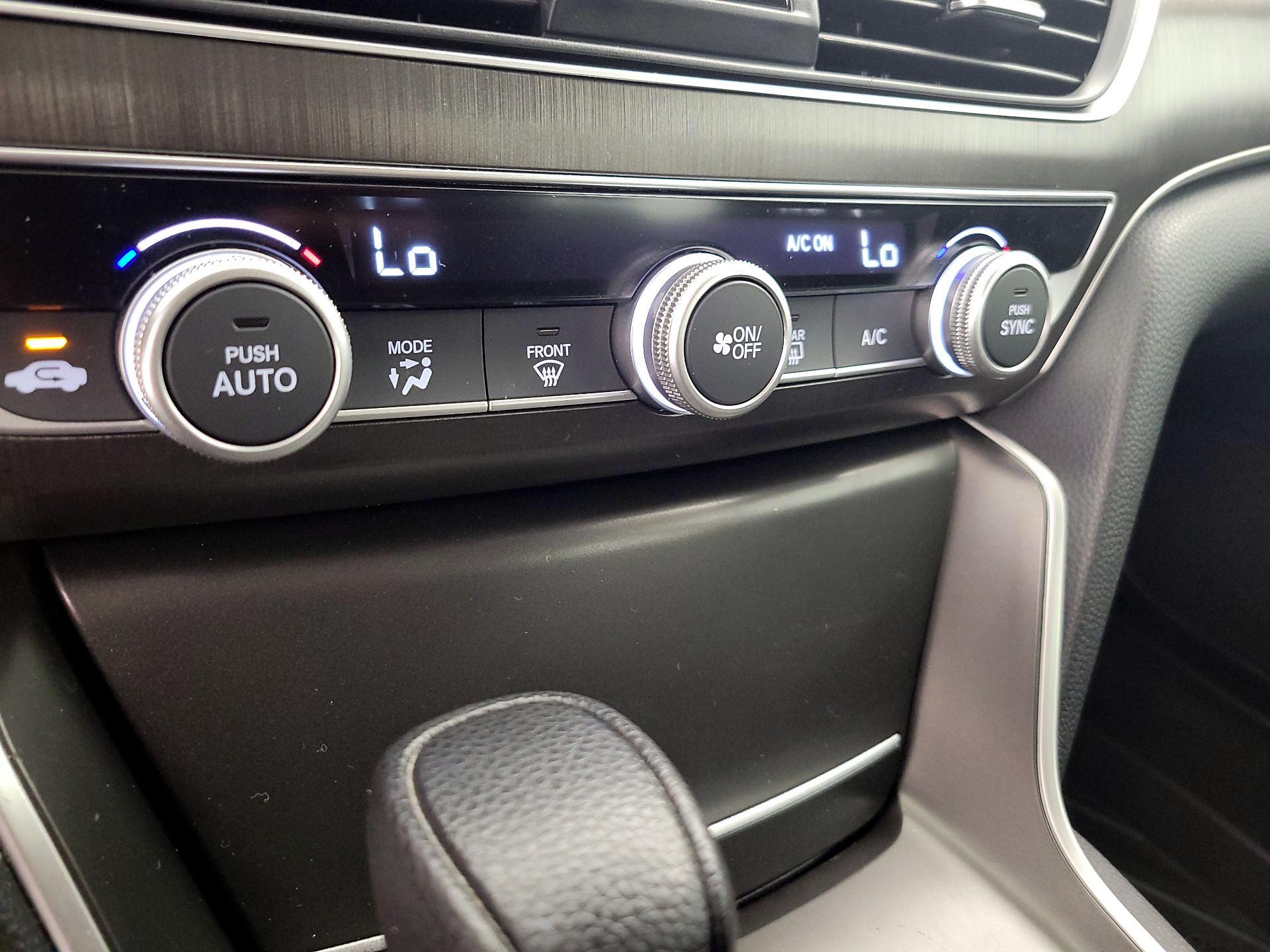 Thumbnail: 2019 Honda Accord - 16