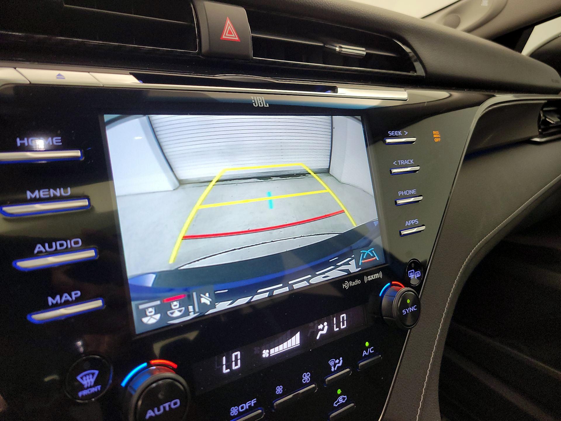 Thumbnail: 2020 Toyota Camry - 14