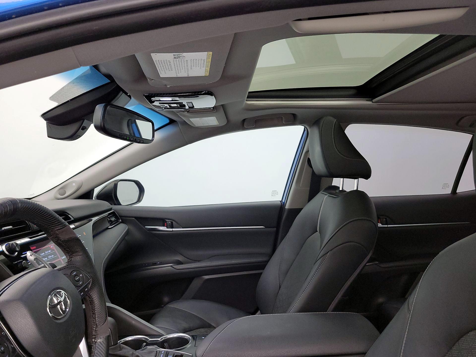 Thumbnail: 2020 Toyota Camry - 19