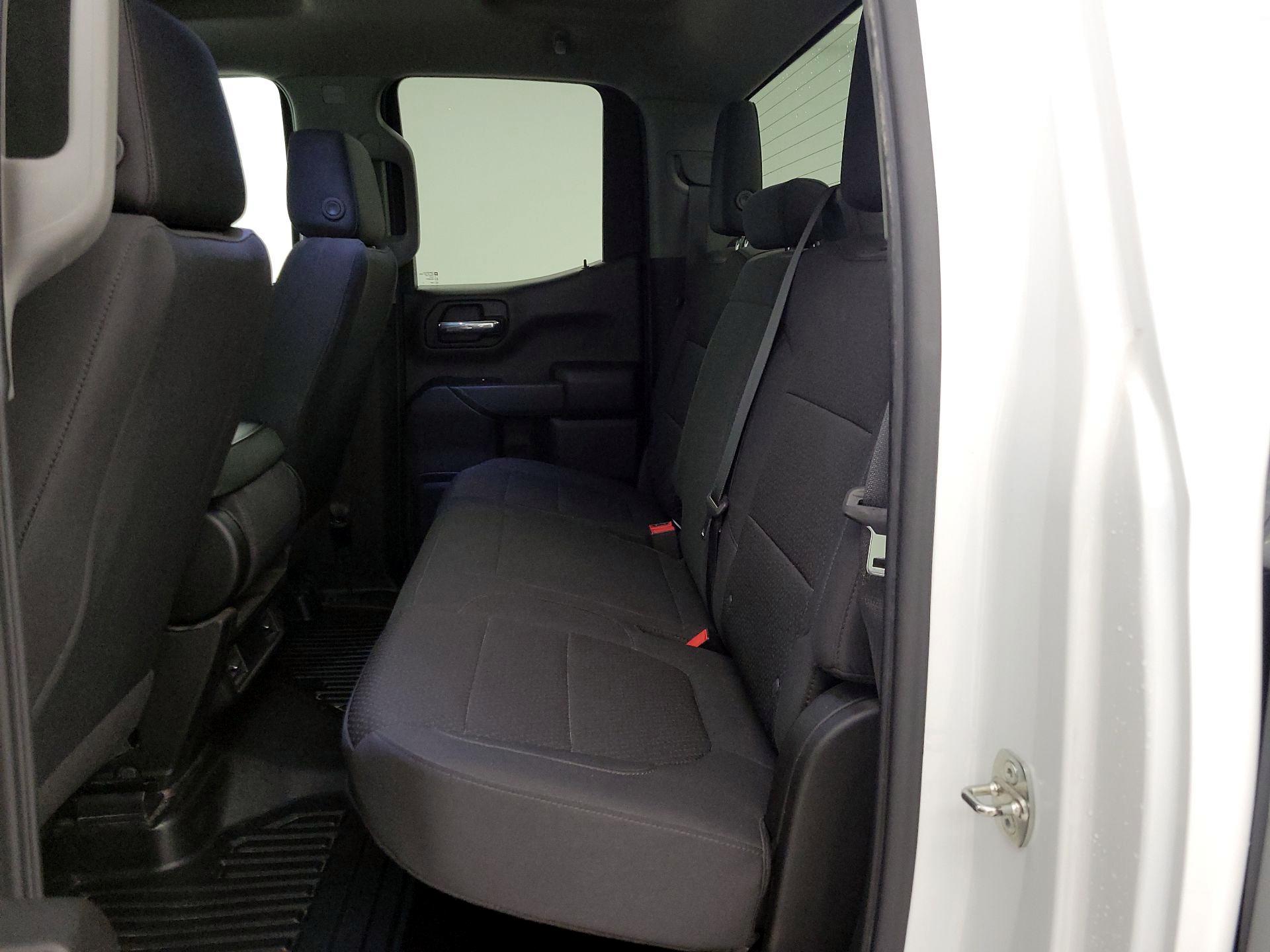 Thumbnail: 2021 Chevrolet Silverado 1500 - 19