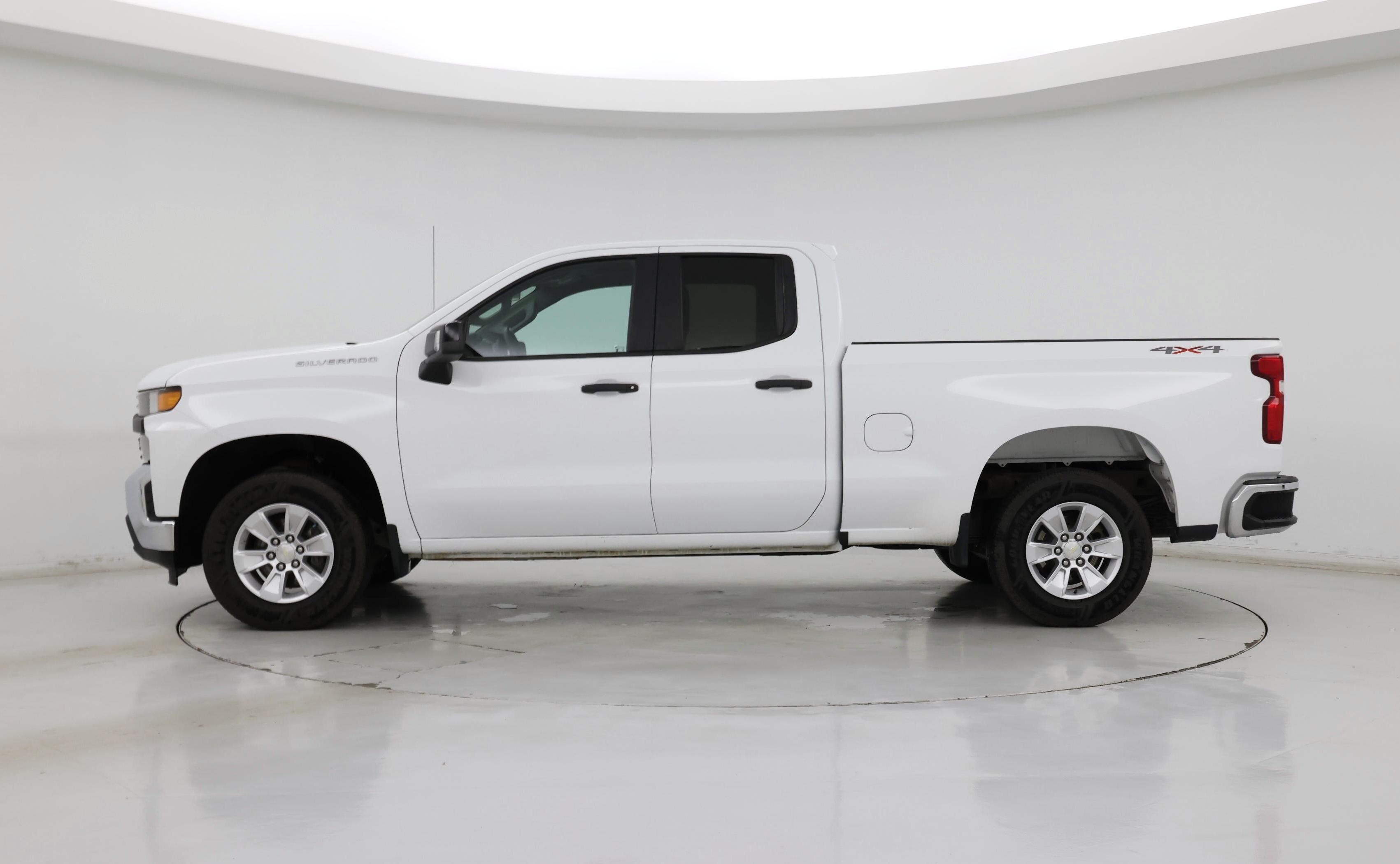 Thumbnail: 2021 Chevrolet Silverado 1500 - 3