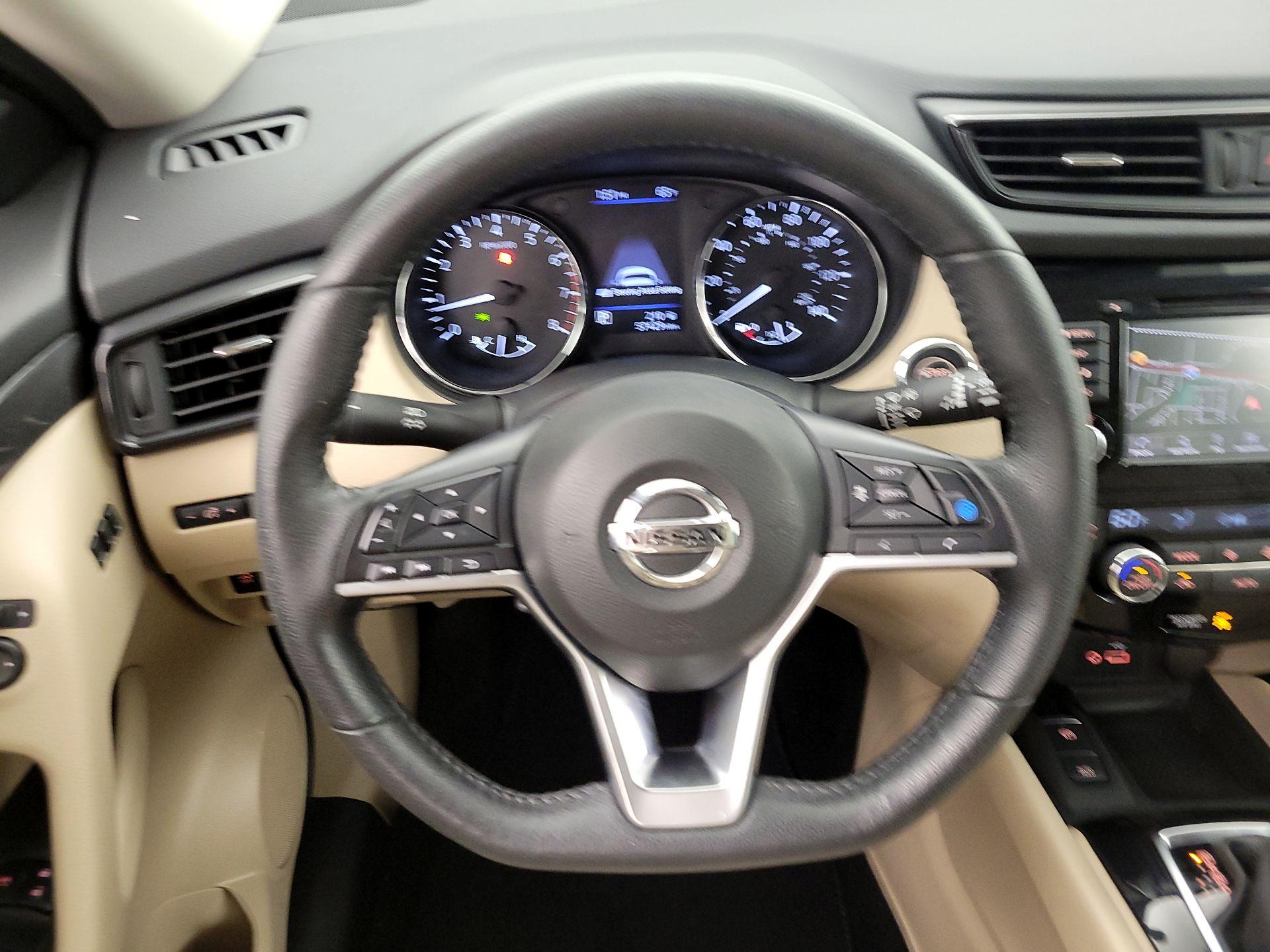 Thumbnail: 2020 Nissan Rogue - 10