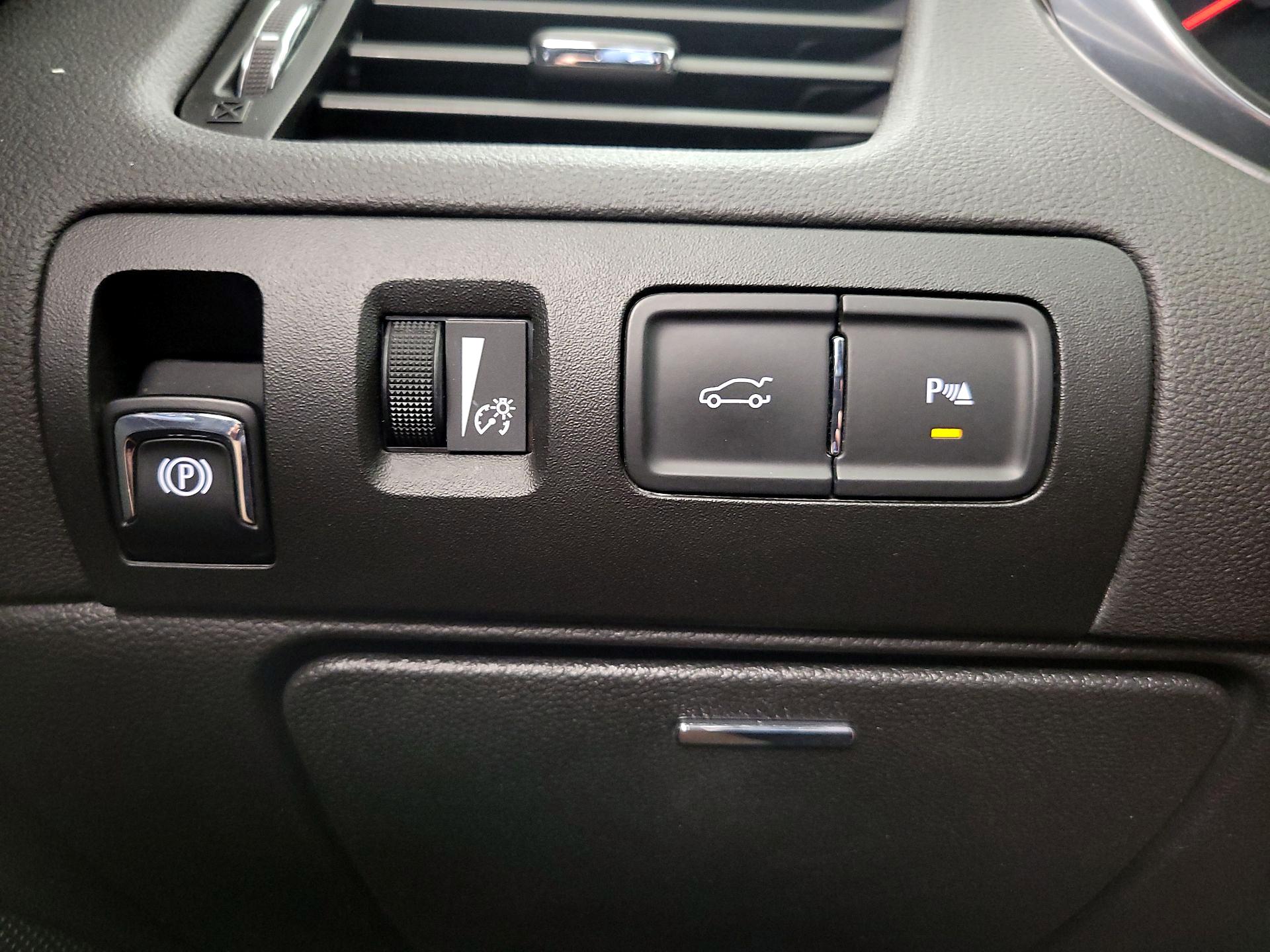 Thumbnail: 2014 Chevrolet Impala - 13