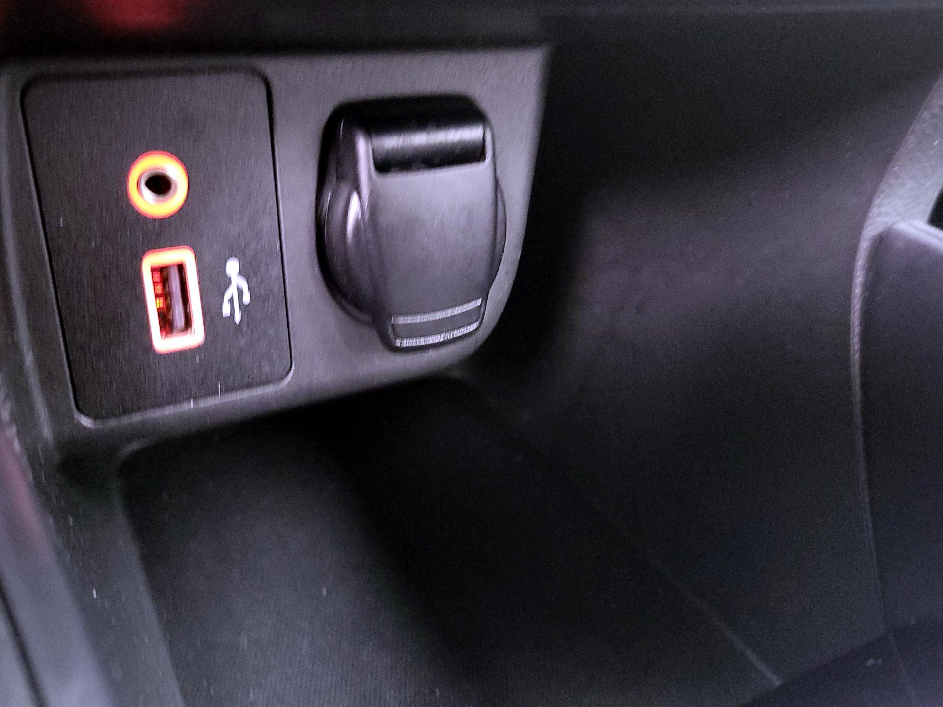 Thumbnail: 2020 Nissan Versa - 18