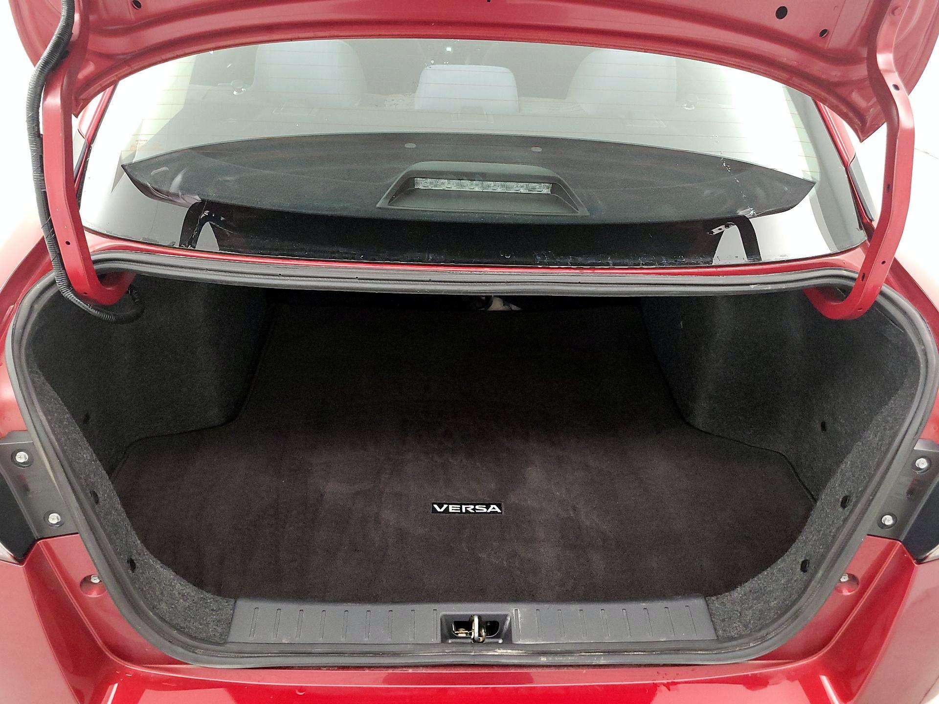 Thumbnail: 2020 Nissan Versa - 20