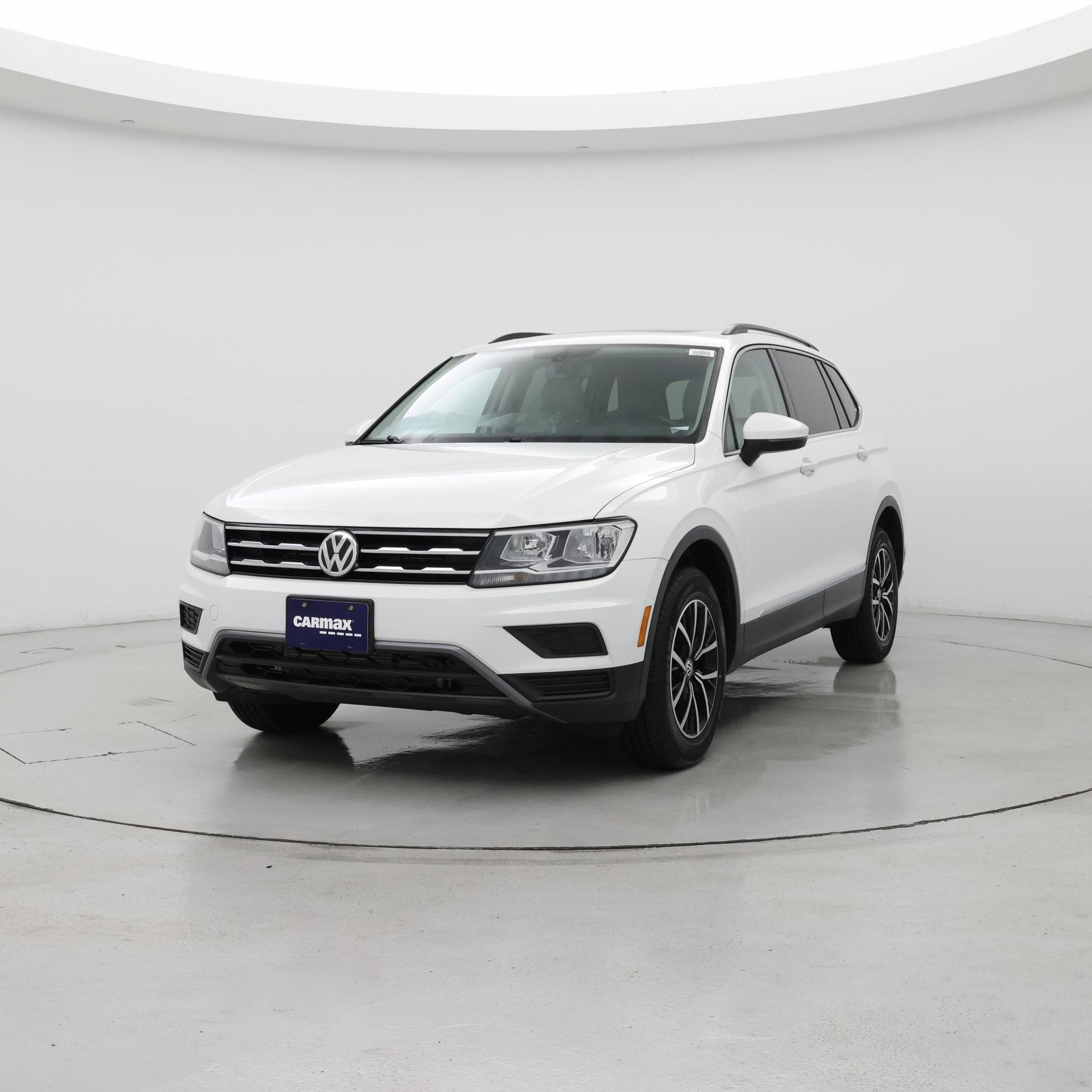 Thumbnail: 2021 Volkswagen Tiguan - 4