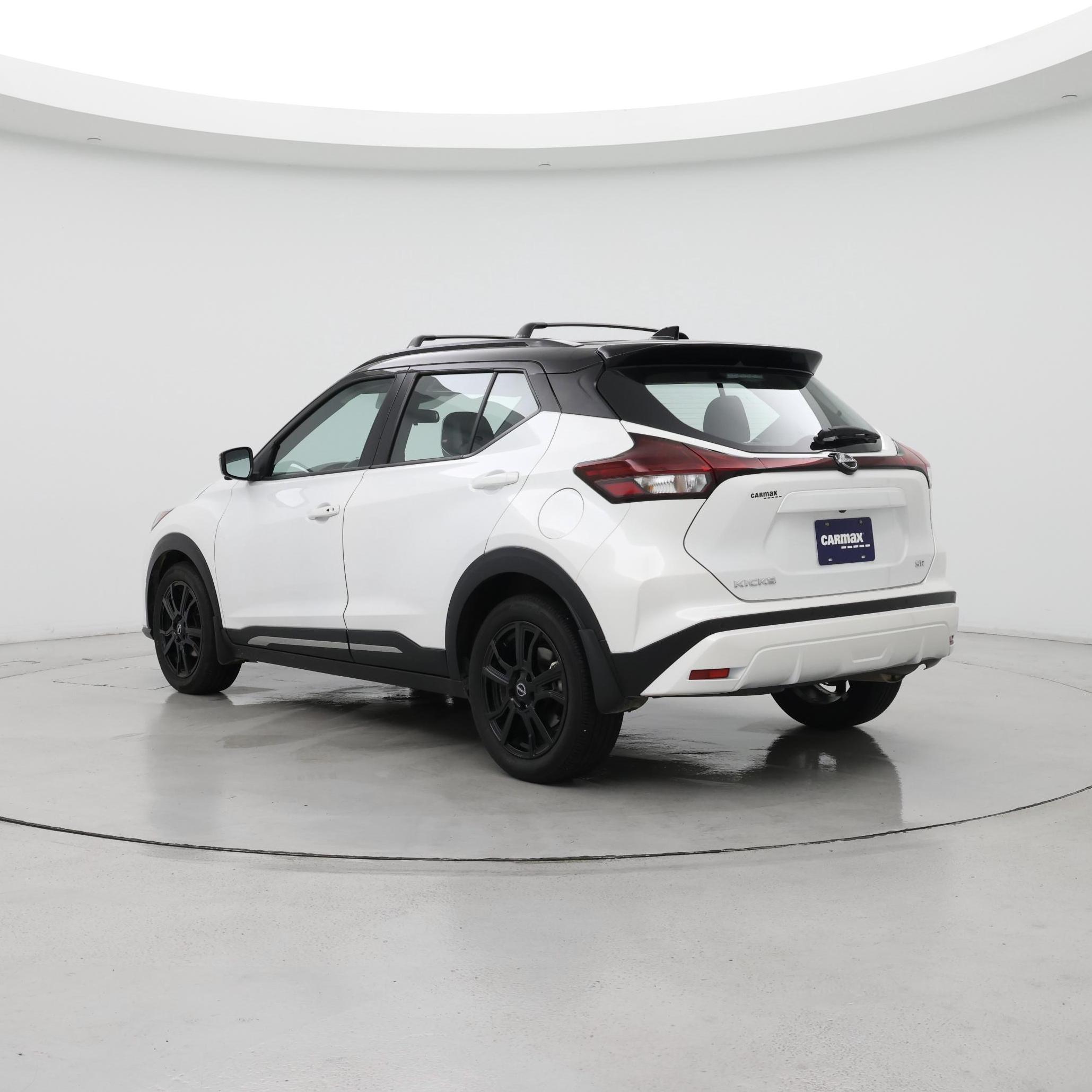 Thumbnail: 2024 Nissan Kicks - 2