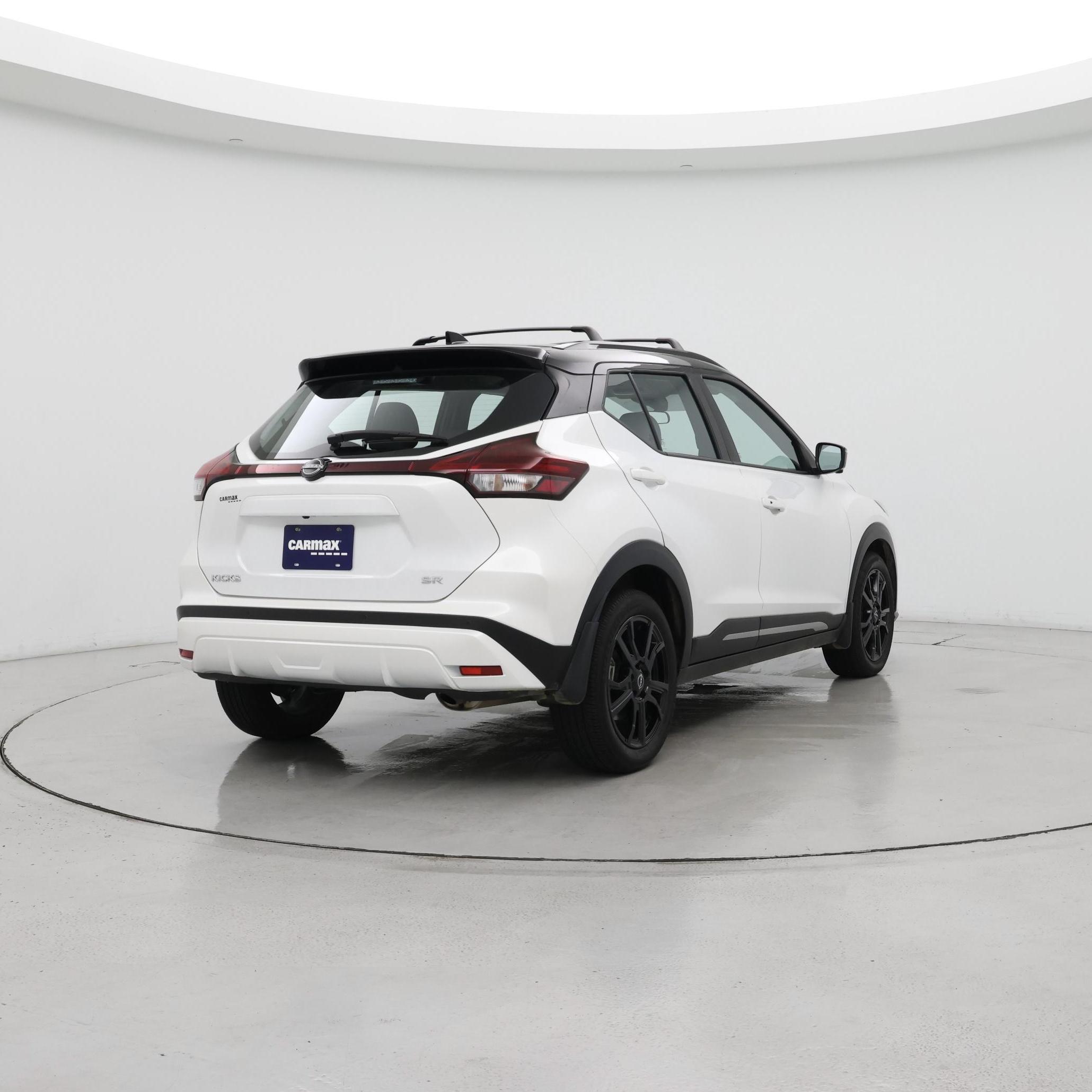 Thumbnail: 2024 Nissan Kicks - 8